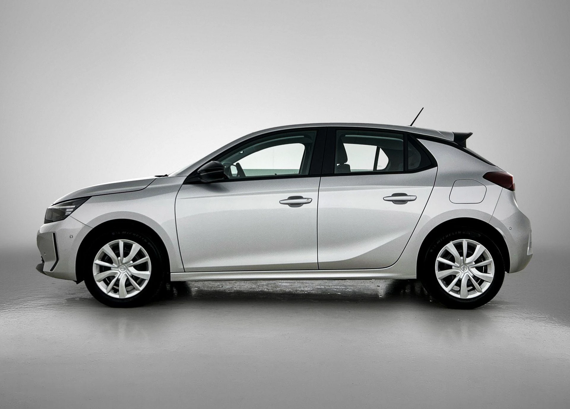 Opel-Corsa-image-1