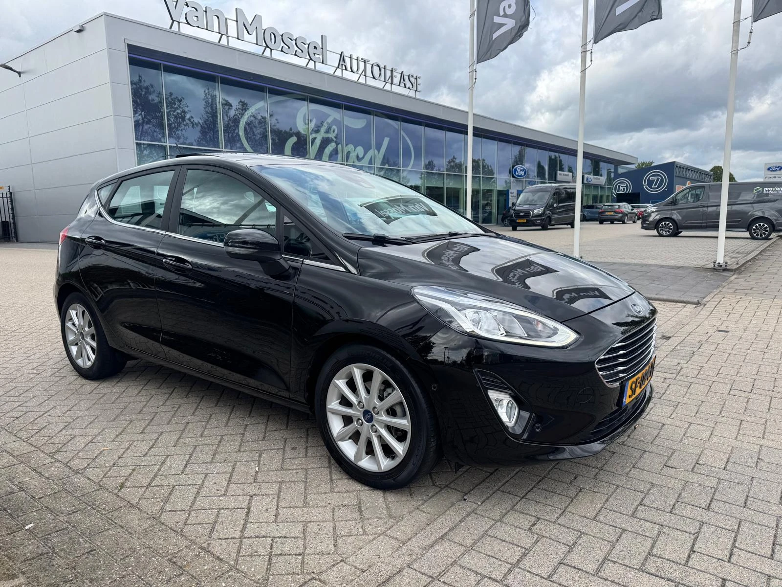Ford-Fiesta-image-2