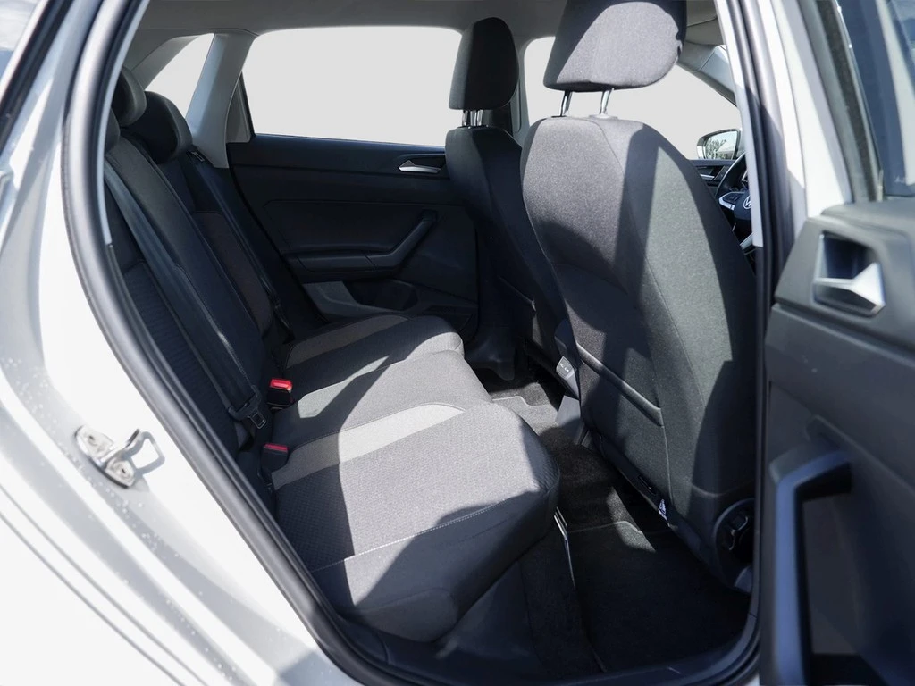 Volkswagen-Polo-image-10