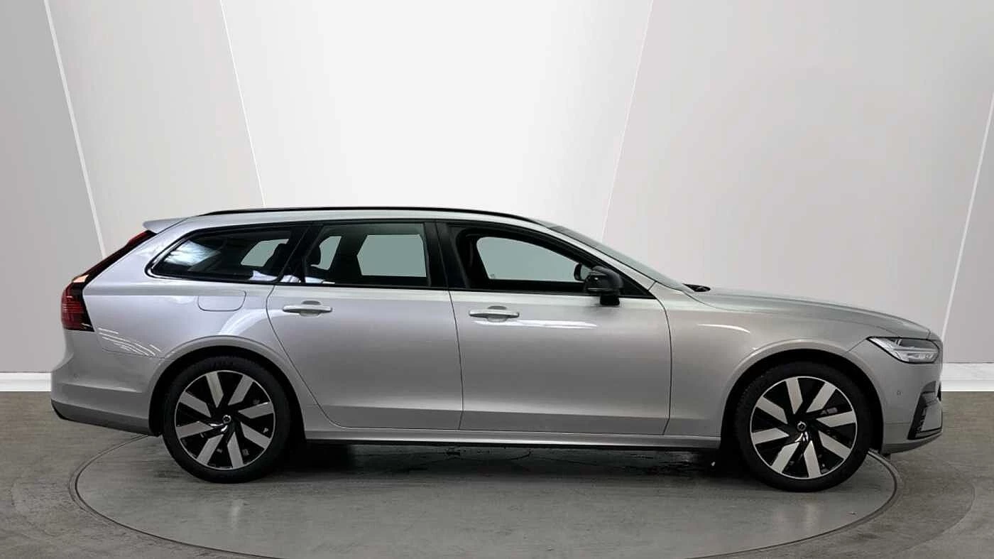 Volvo-V90-image-2