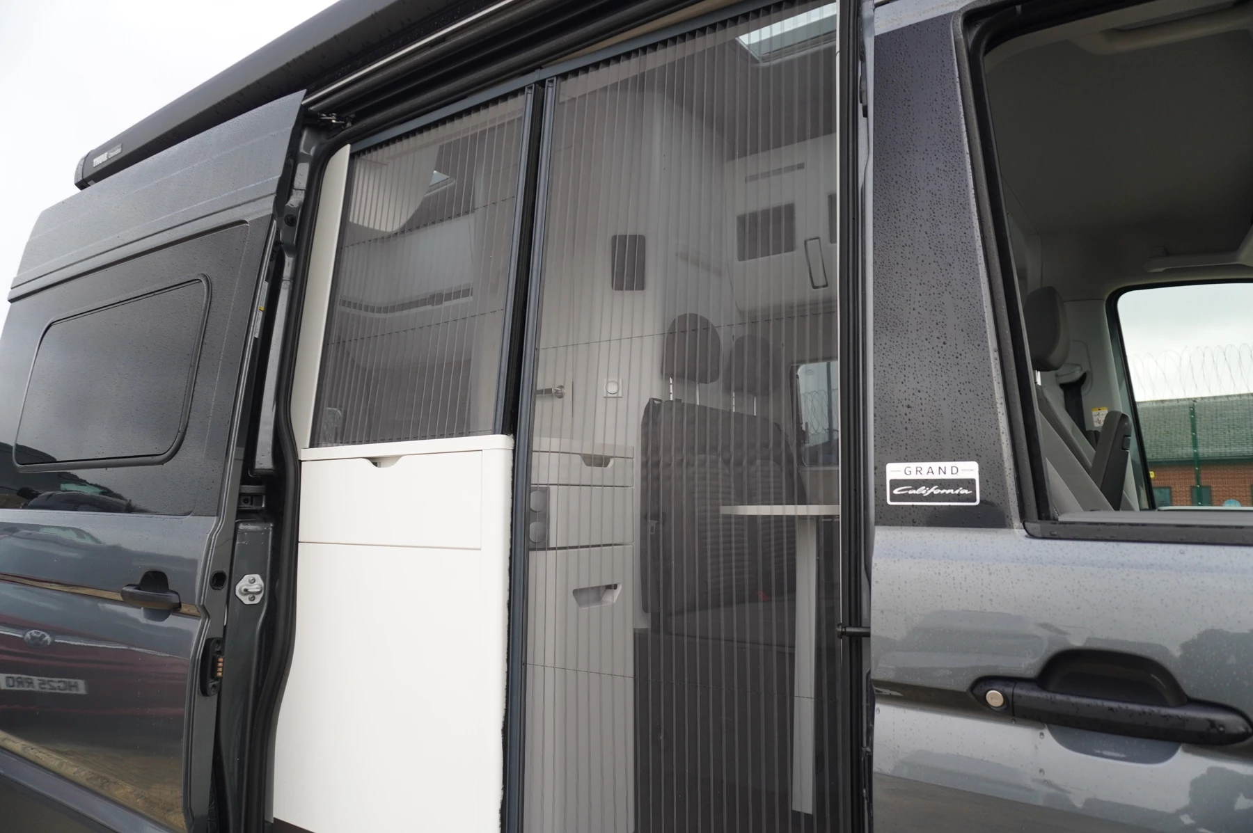 Volkswagen-California-image-21