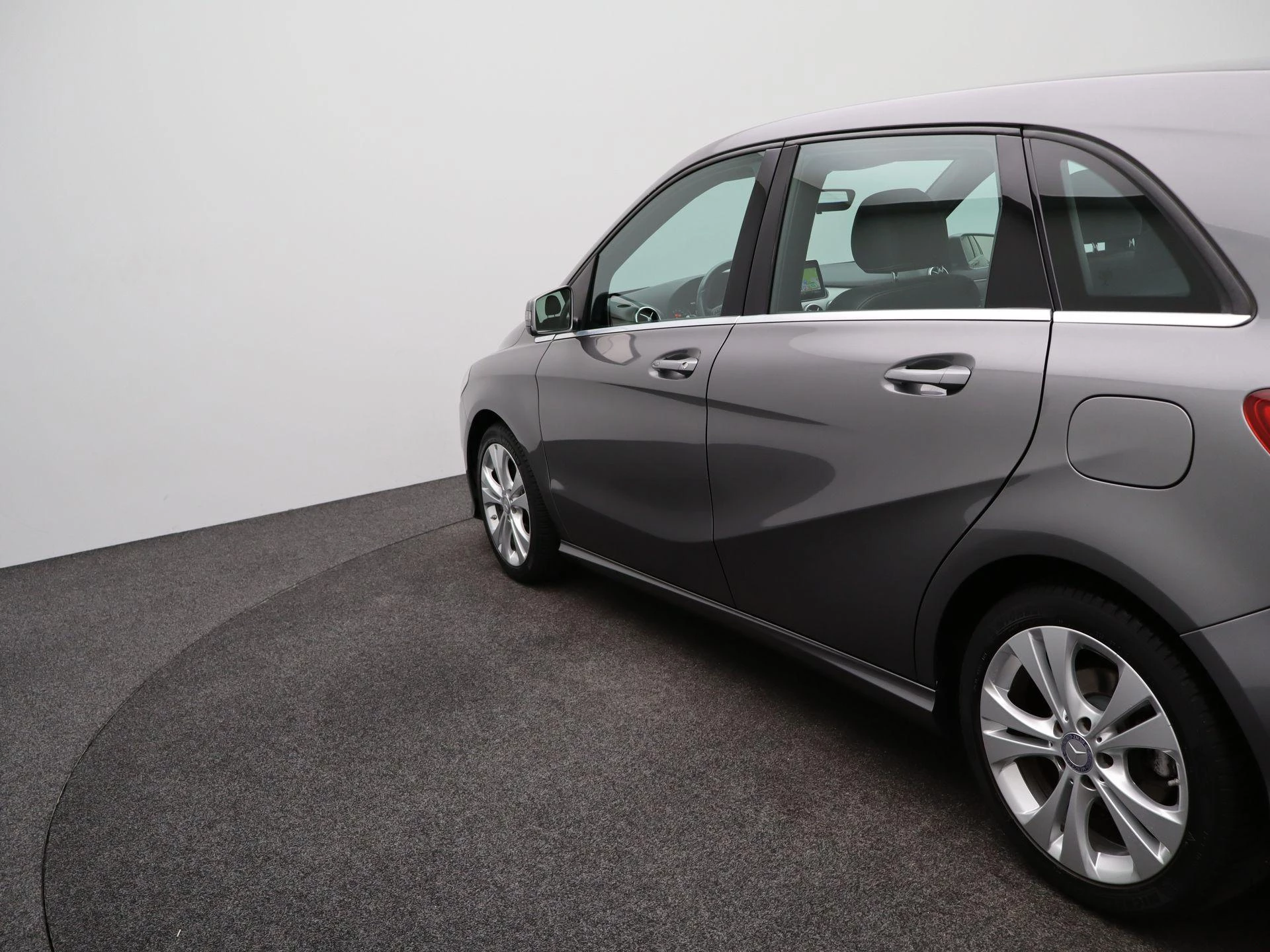 Mercedes-Benz-B-Klasse-image-34