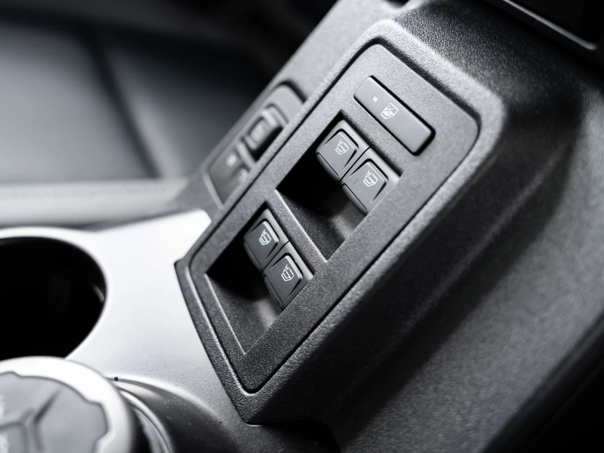 Ford-Bronco-image-13