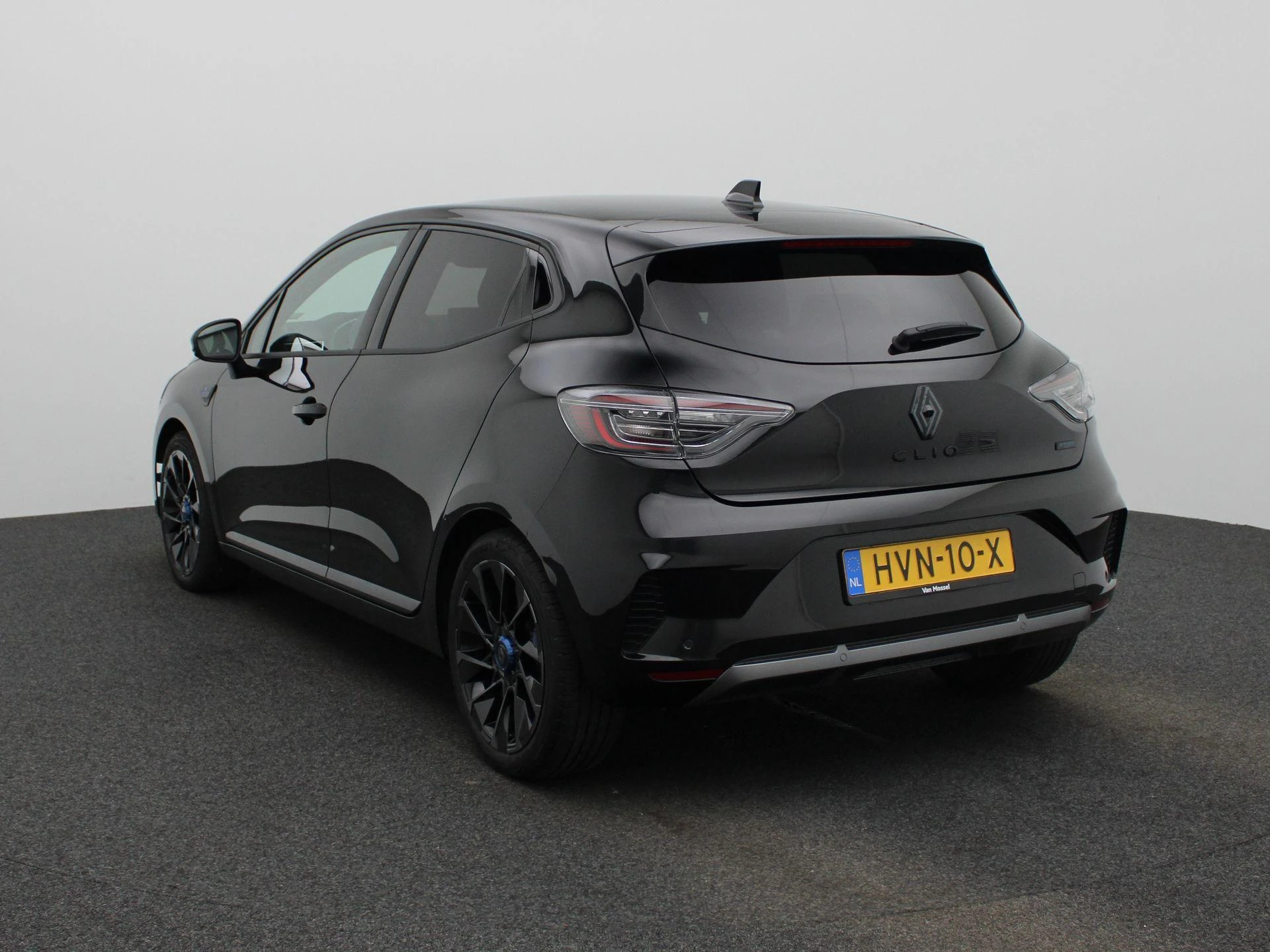 Renault-Clio-image-1