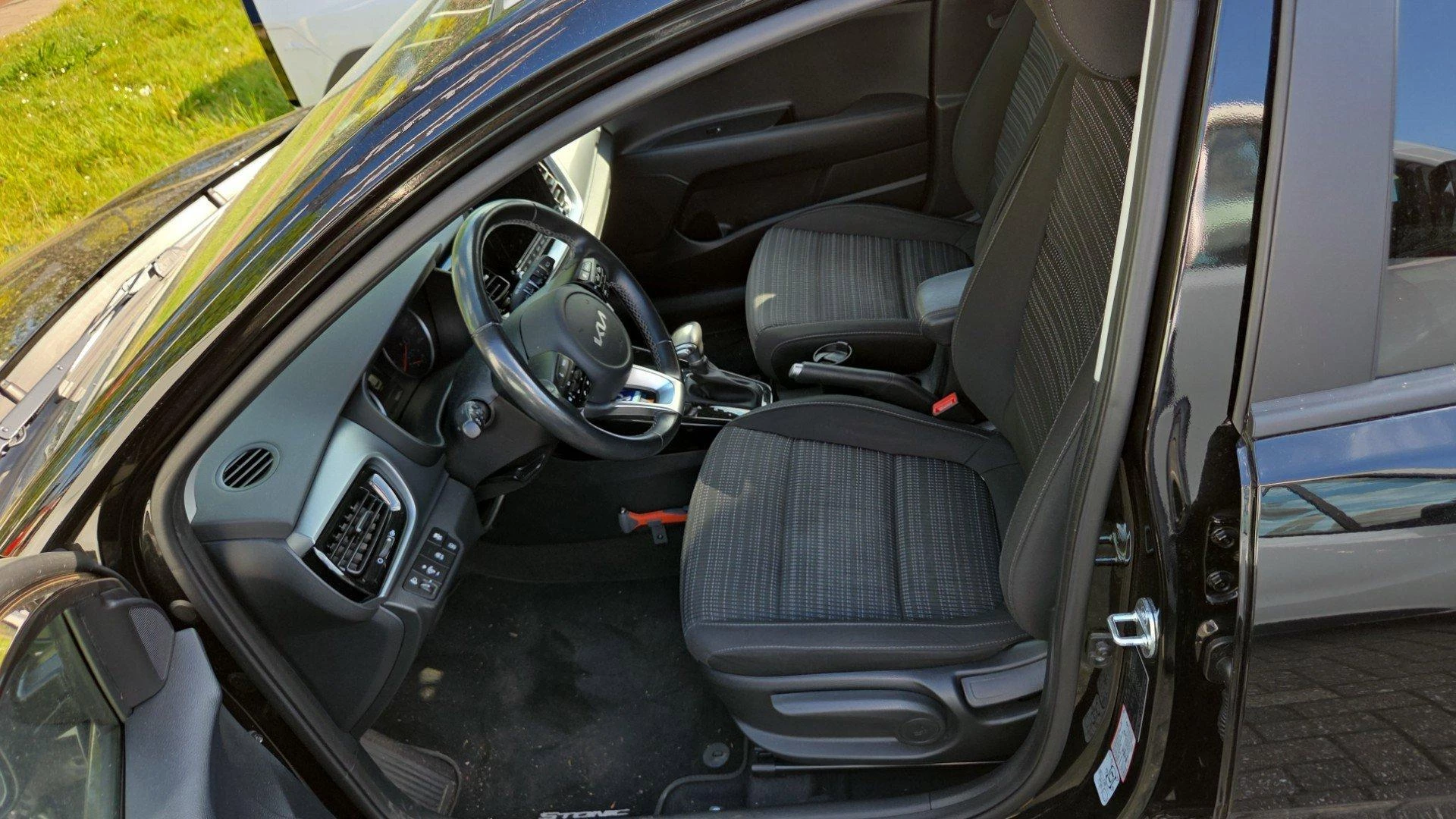 Kia-Stonic-image-6