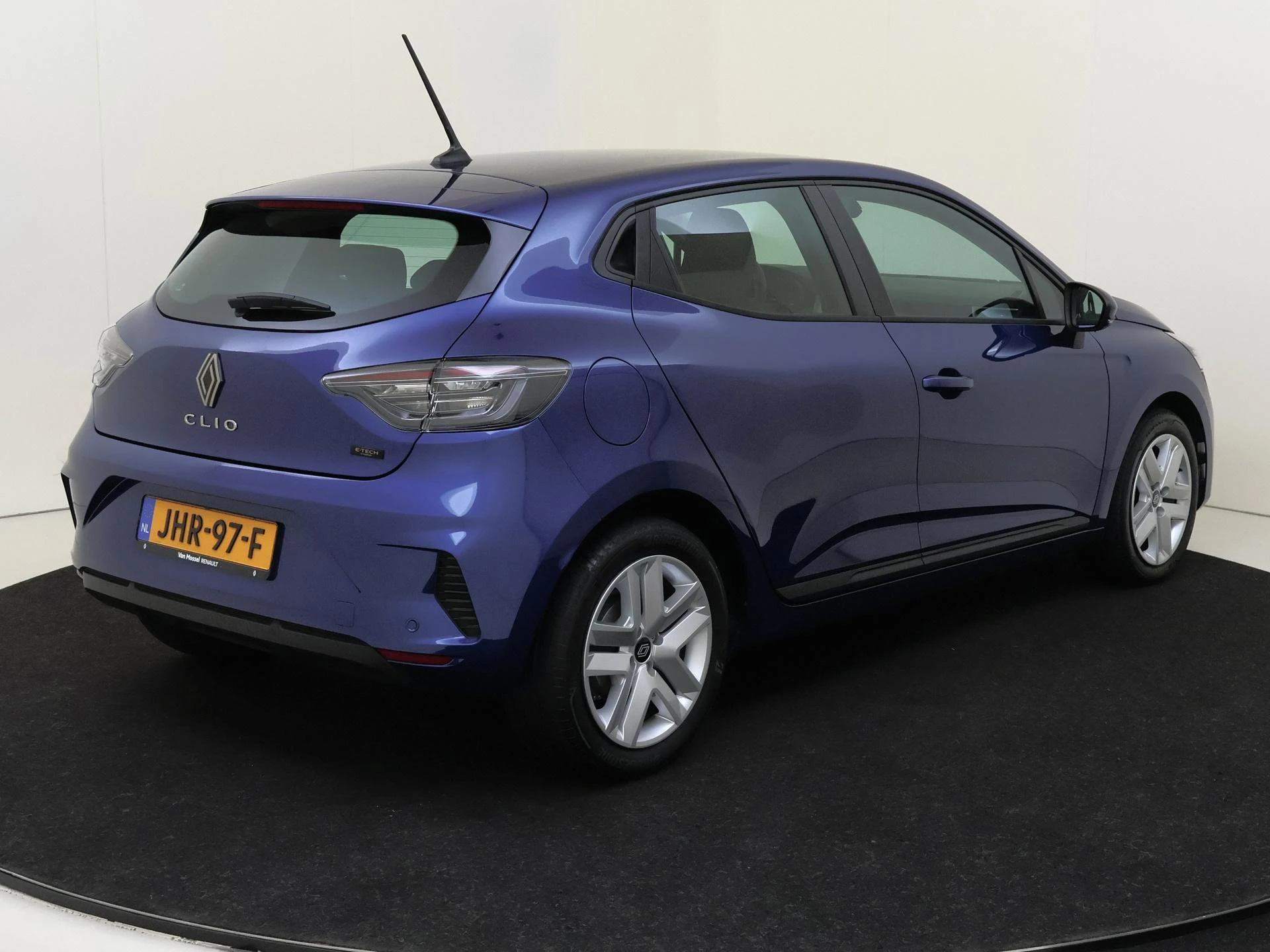 Renault-Clio-image-3