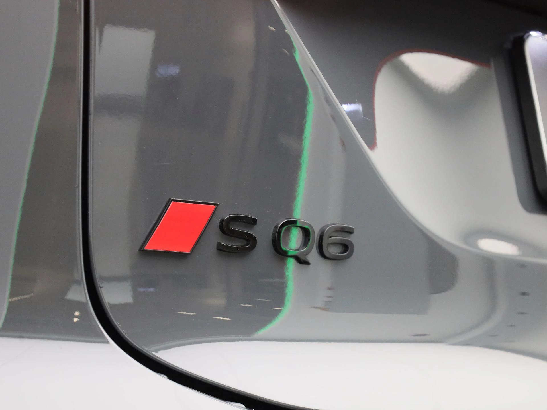 Audi-Q6 e-tron-image-55