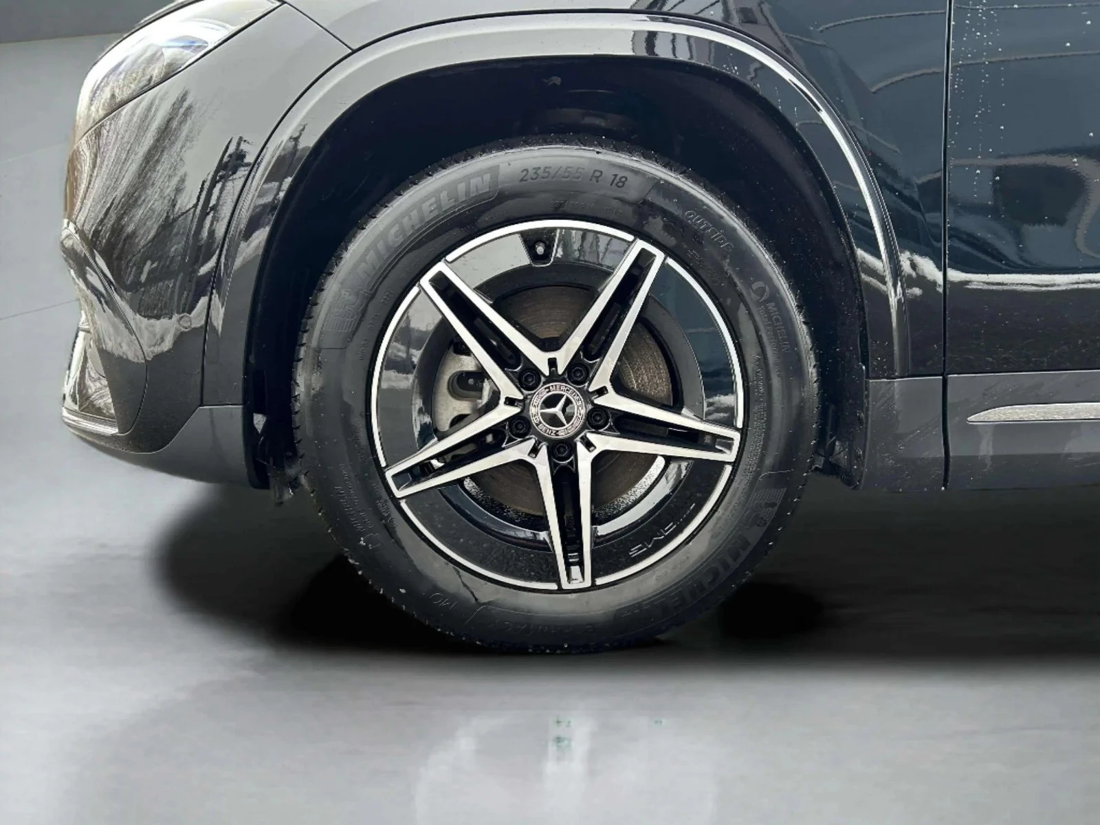Mercedes-Benz-EQA-image-8