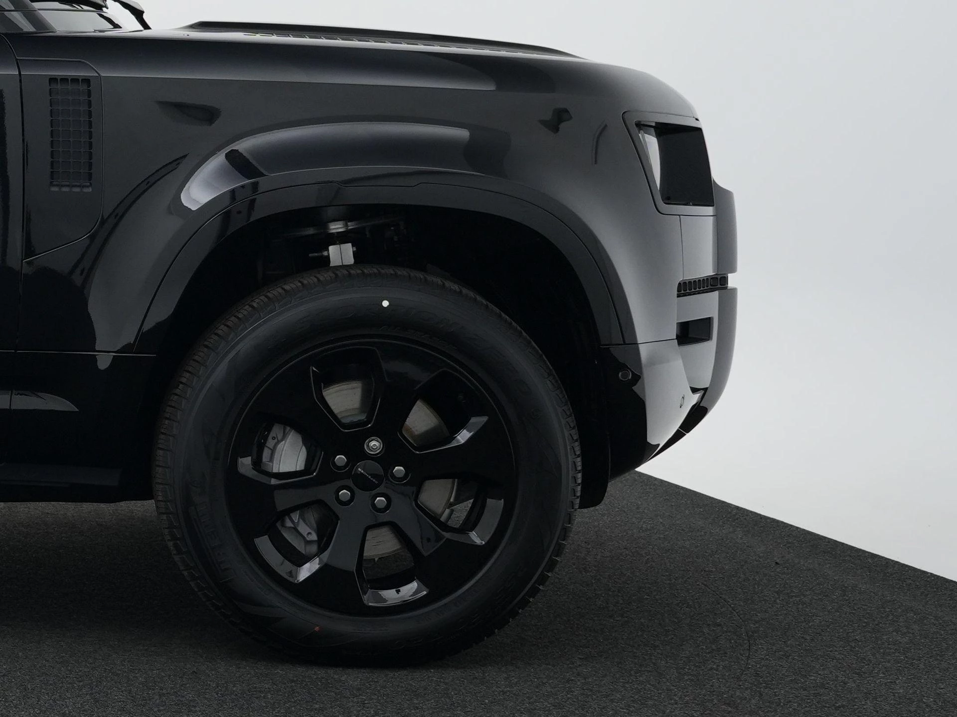 Land Rover Defender 2.0 P300e 110 Dynamic SE Edition