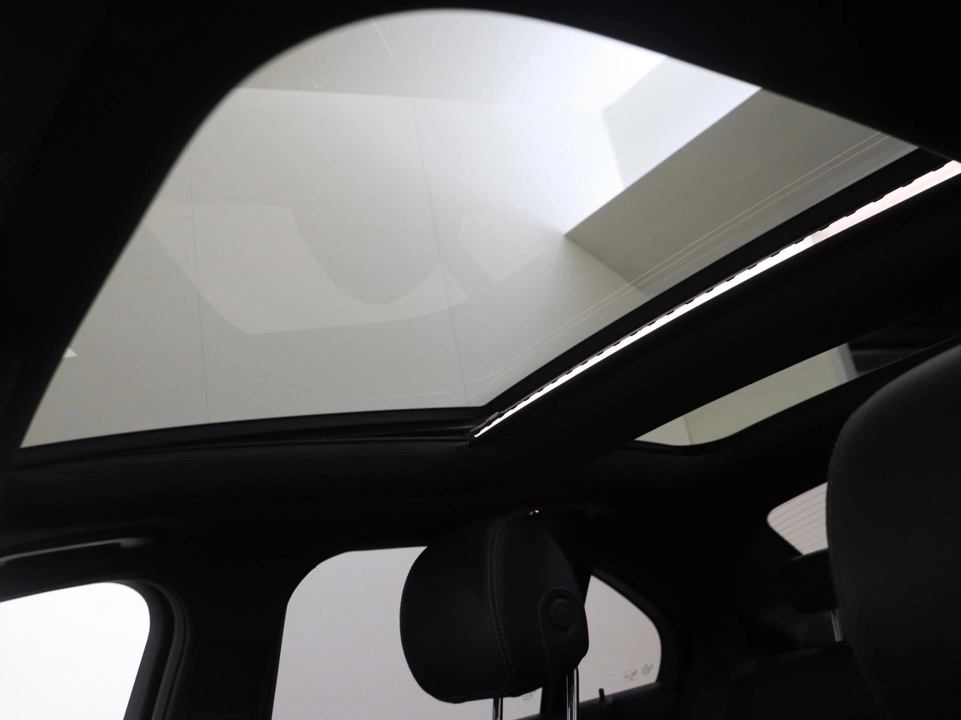 Mercedes-Benz C-Klasse 180 Premium Plus Pack
