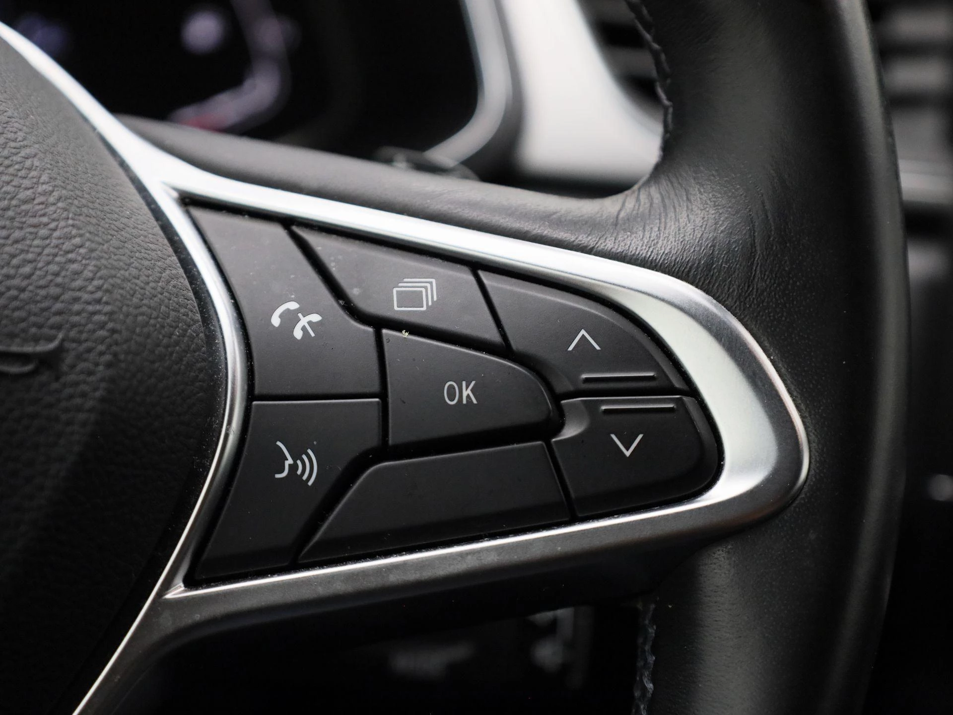 Renault-Captur-image-22