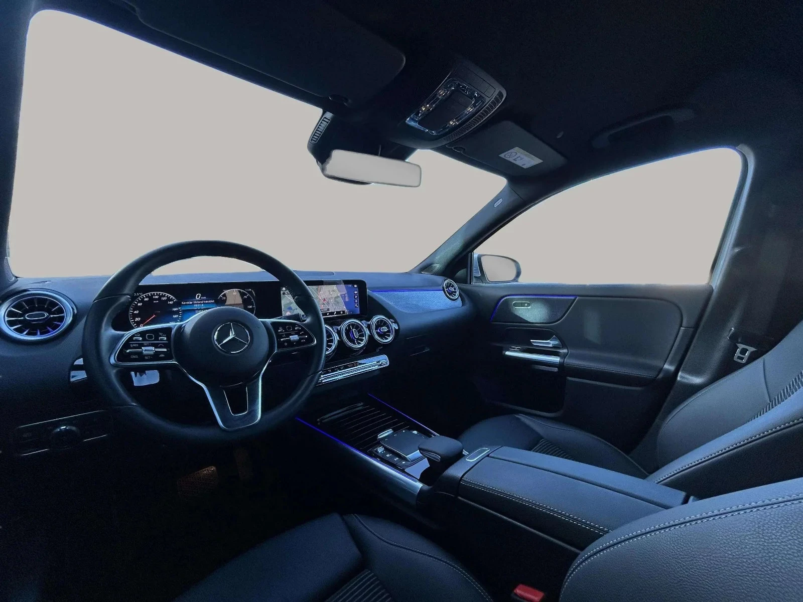 Mercedes-Benz-EQA-image-15