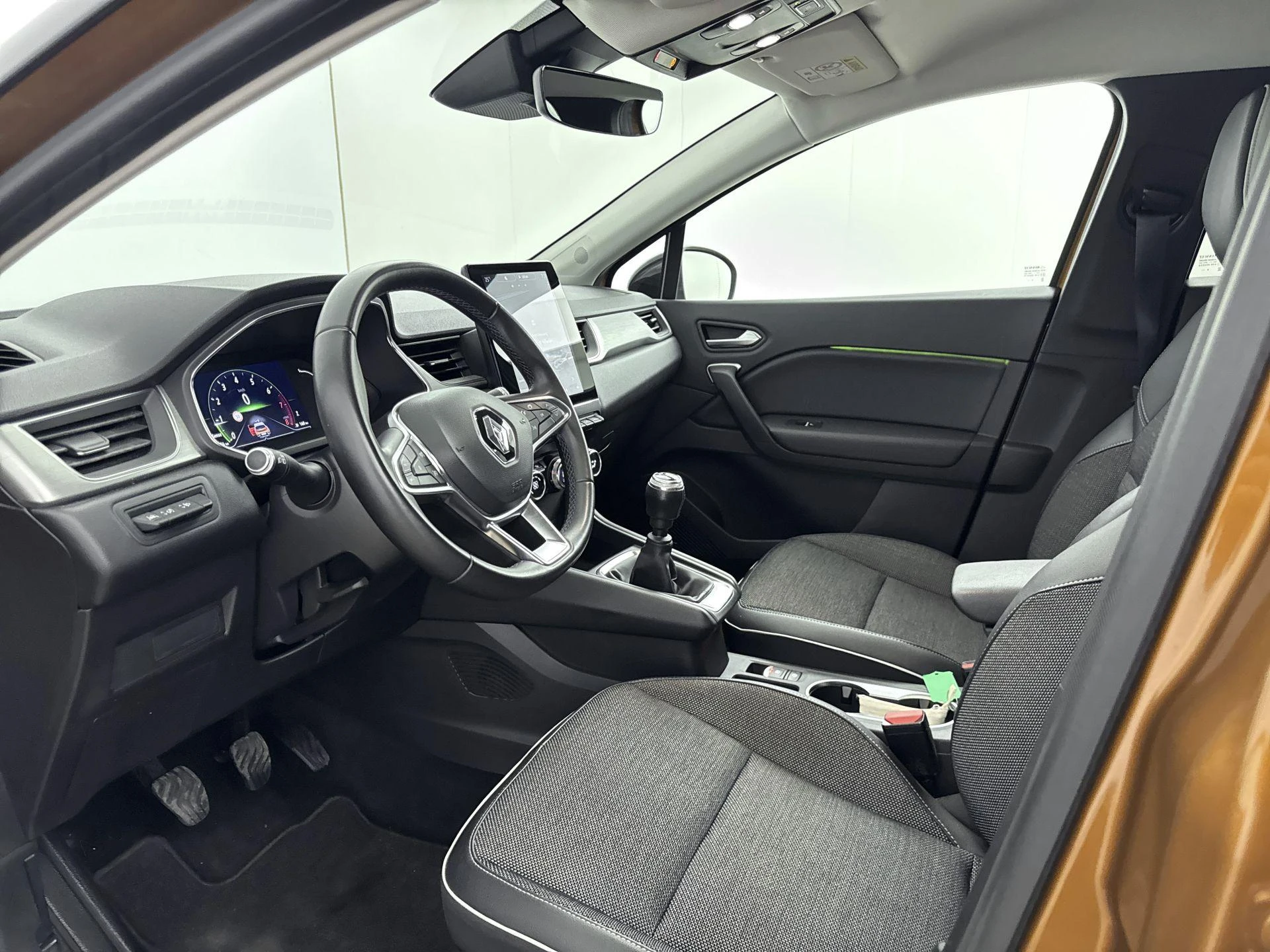 Renault-Captur-image-16