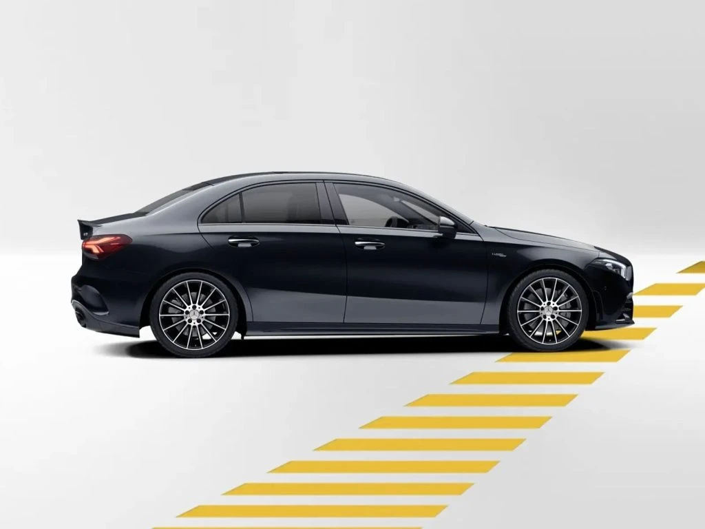 Mercedes-AMG-A-Klasse 35-image-7