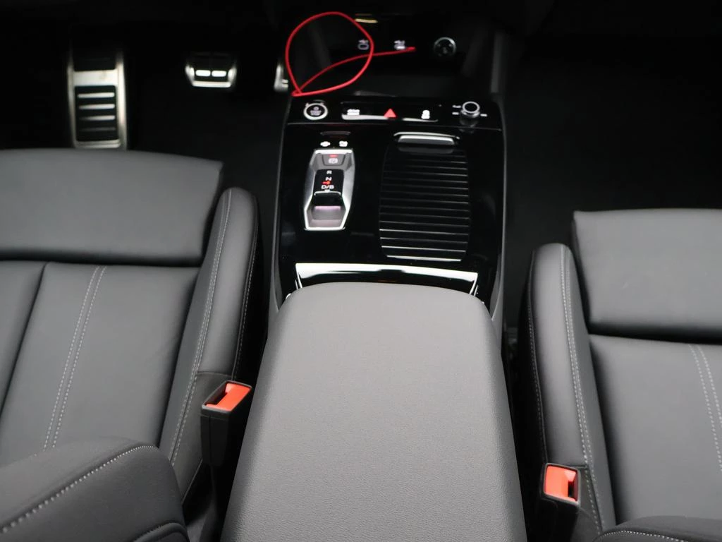 Audi Q6 e-tron Sportback Audi Q6 Sportback Corporate S Performance 306PK *DEMO*