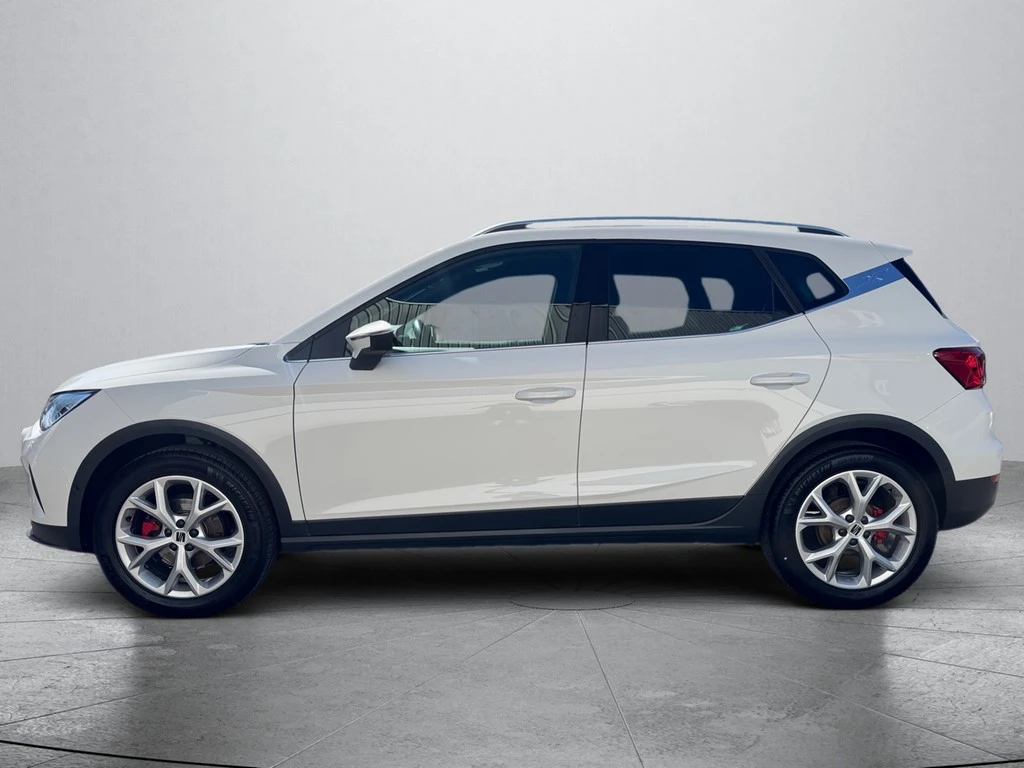 SEAT-Arona-image-3