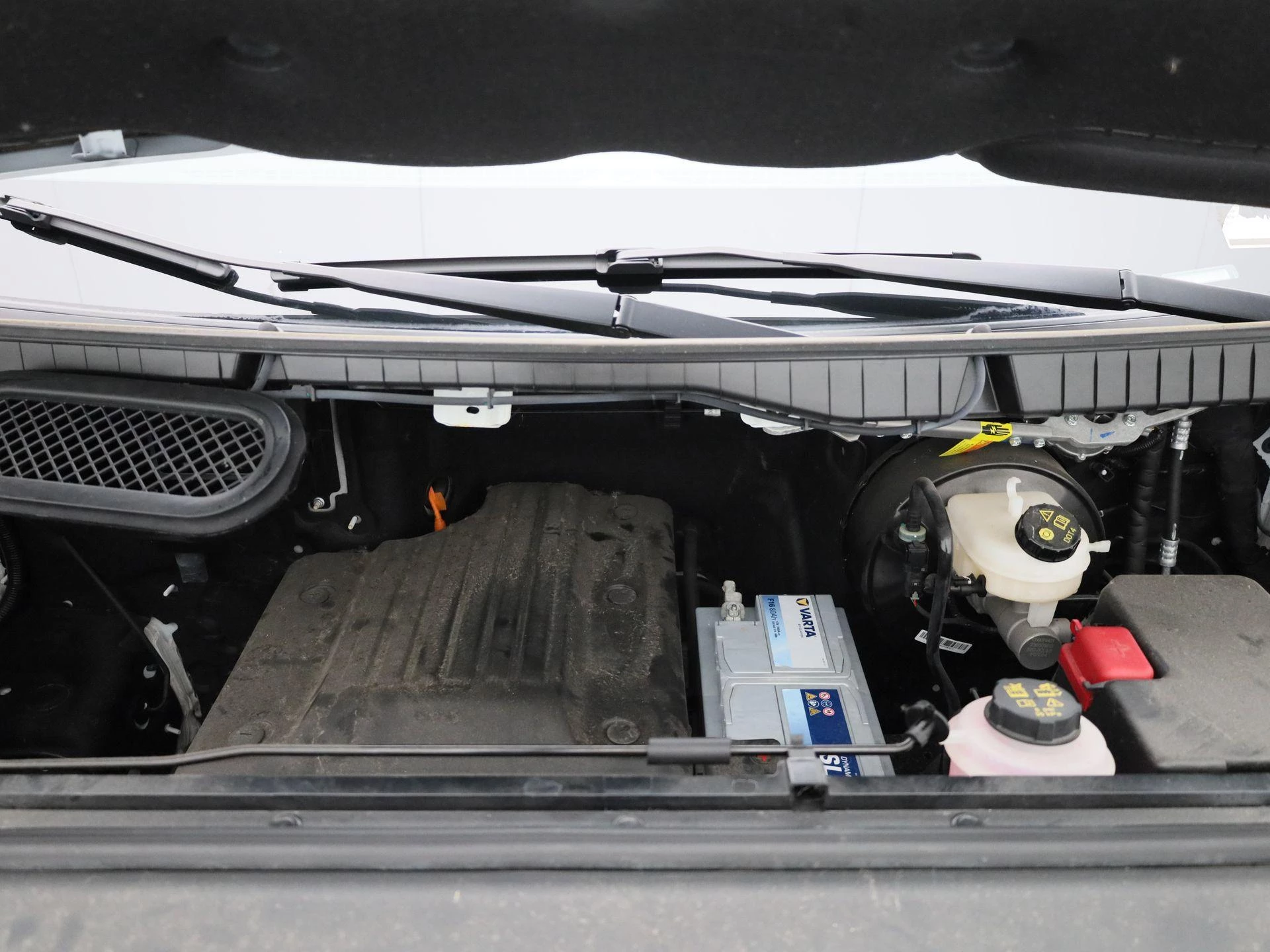 Maxus eDeliver9 L3H2 Business DEAL 89 kWh