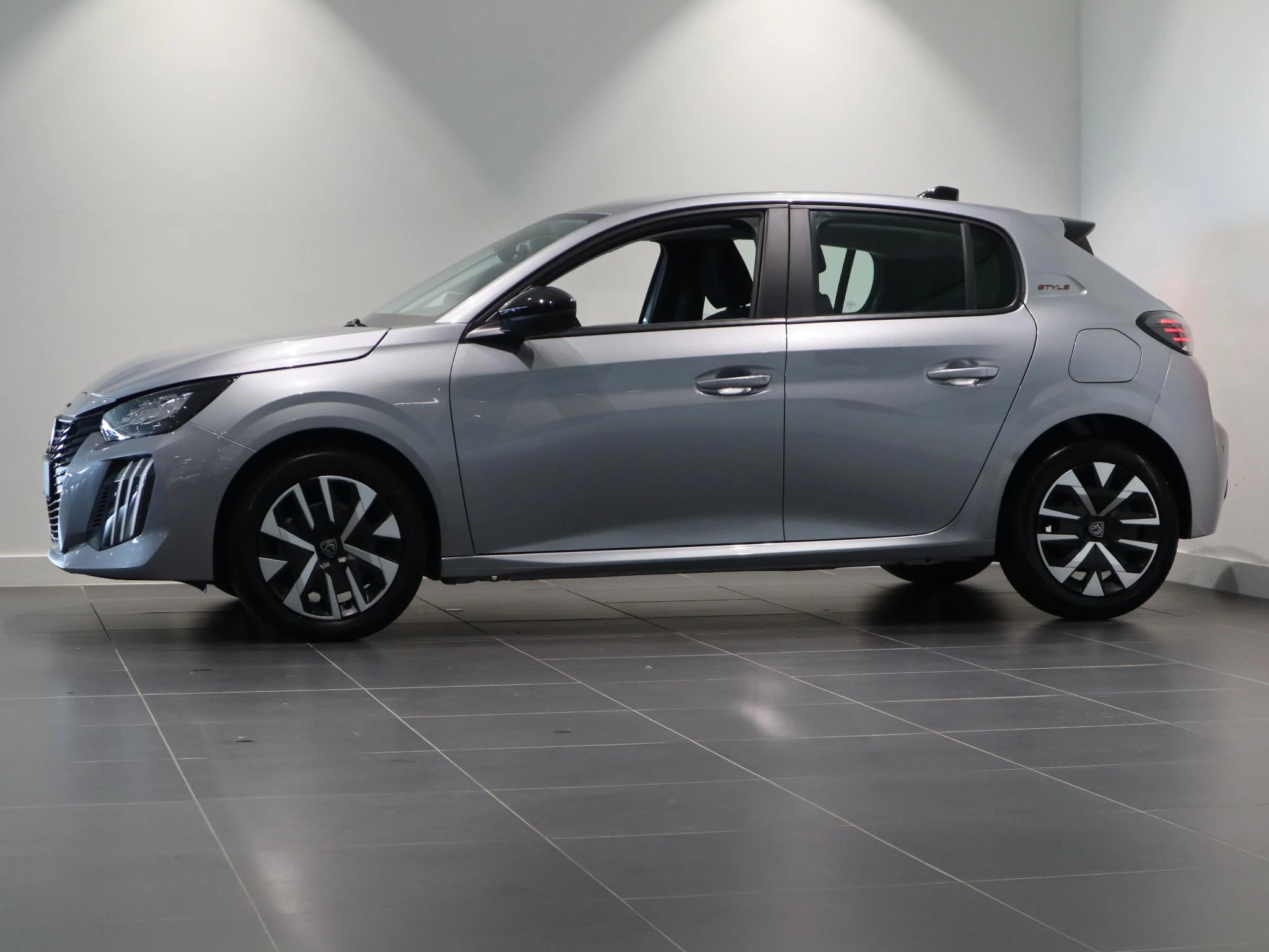 Peugeot-208-image-3
