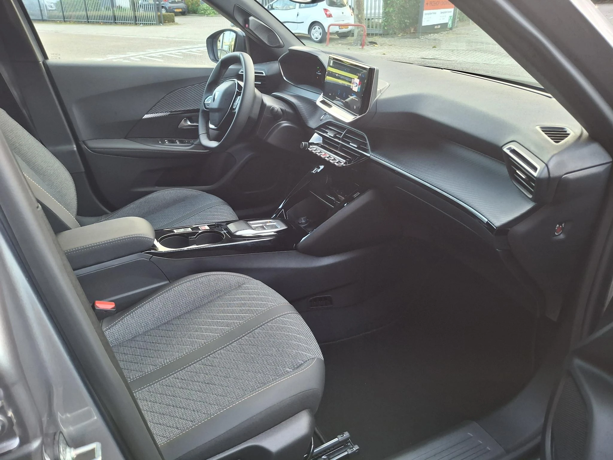 Peugeot-2008-image-26