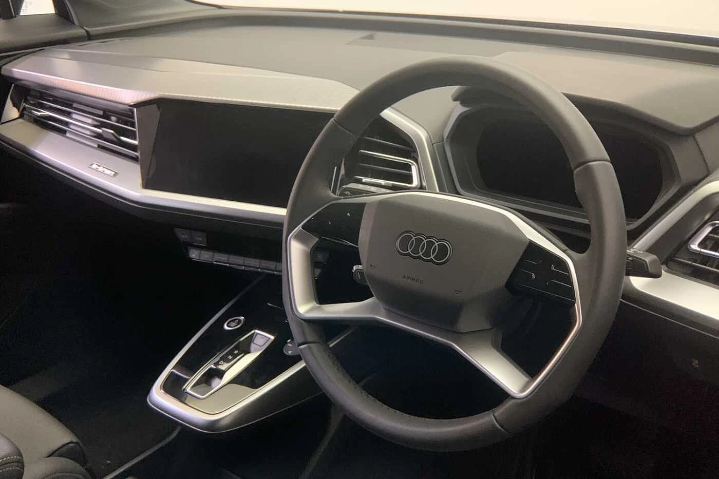 Audi-Q4 Sportback e-tron-image-5
