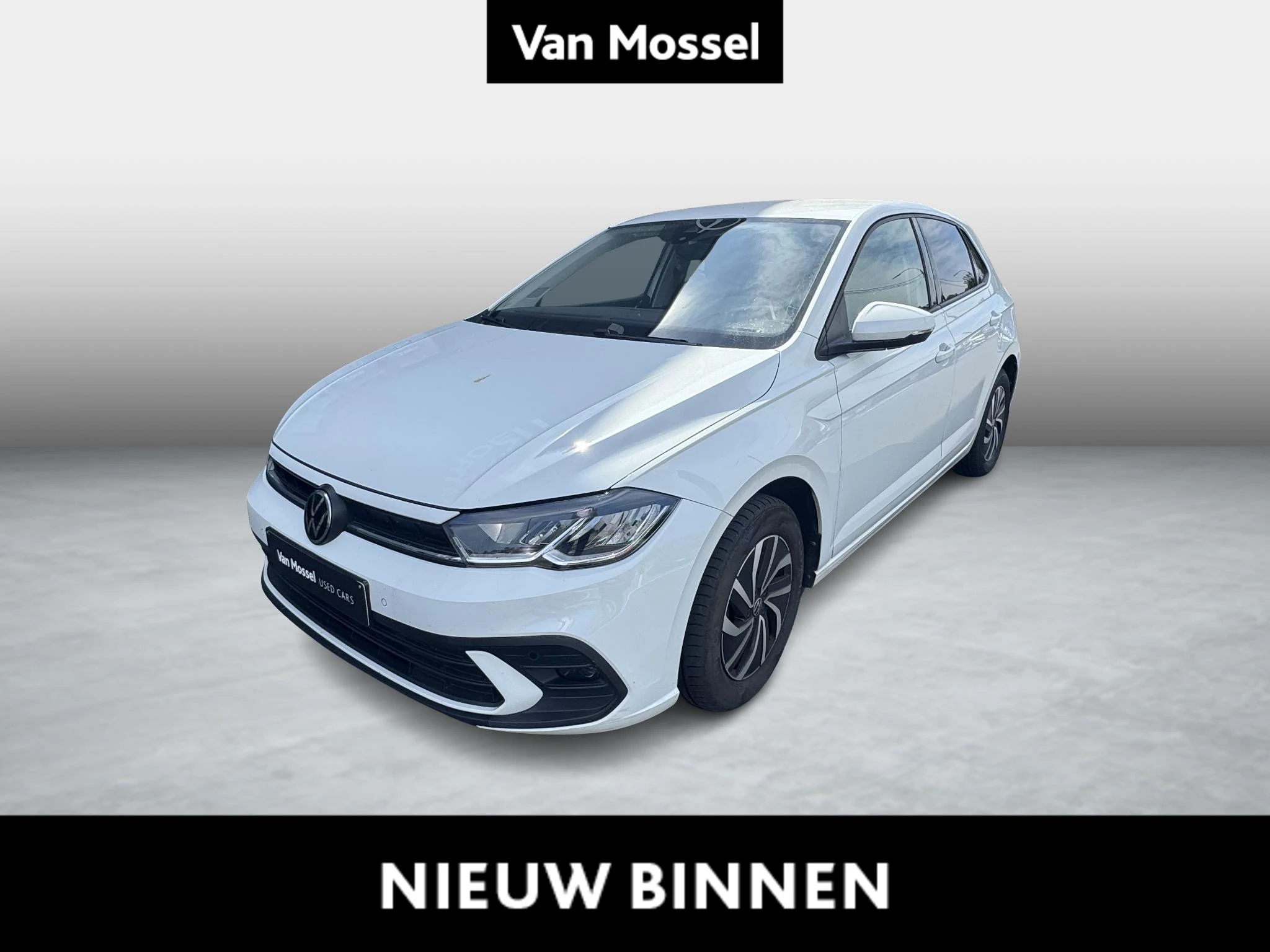 Volkswagen-Polo-image-0