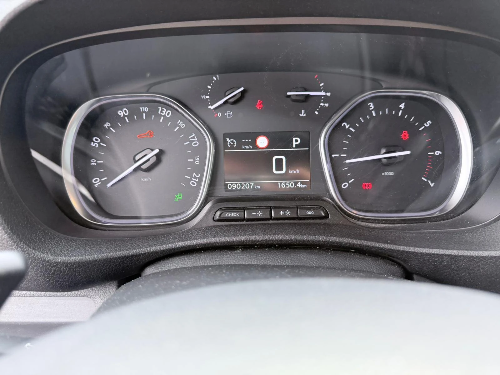 Peugeot-Expert-image-8