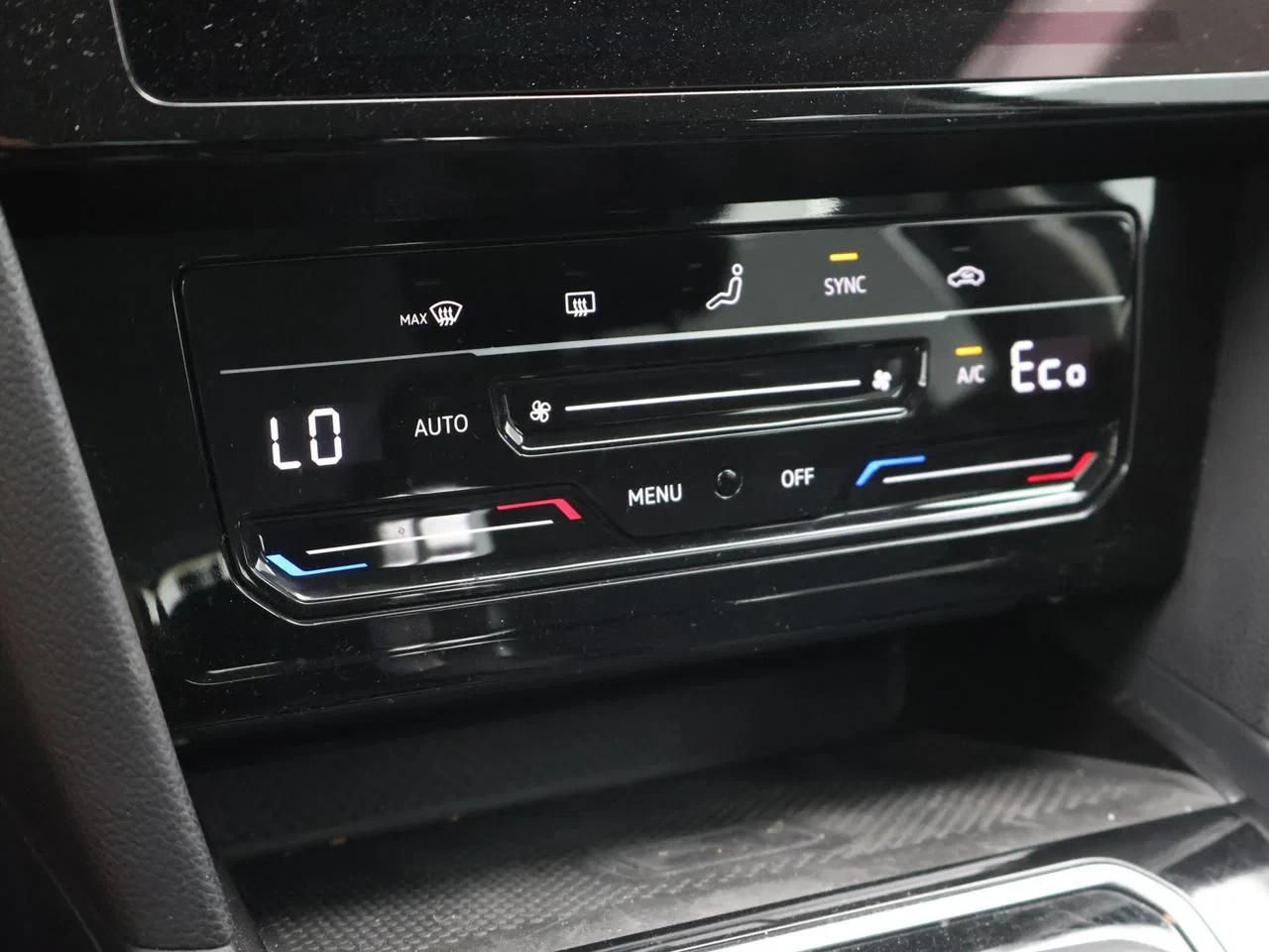 Volkswagen-Passat-image-20