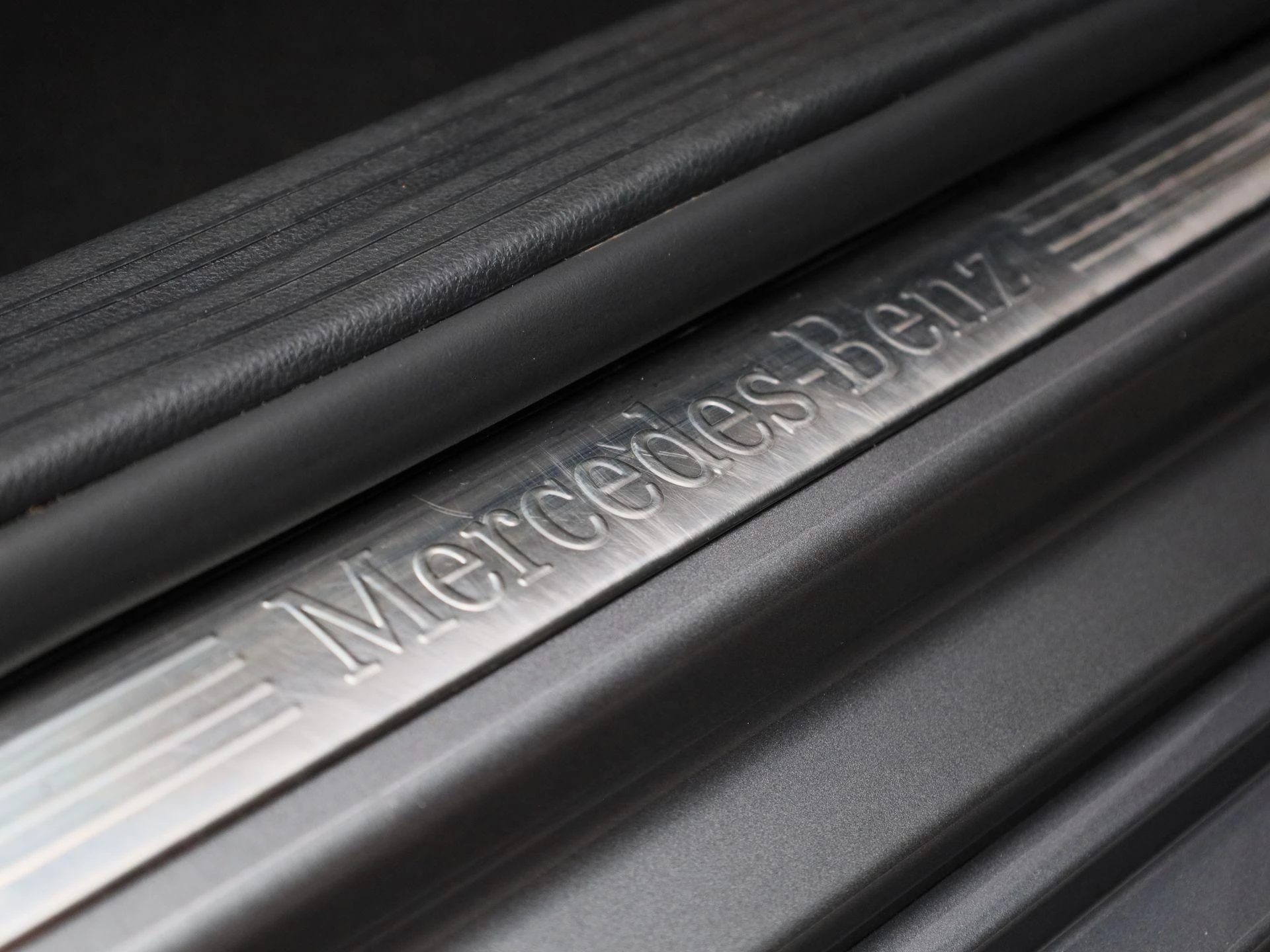 Mercedes-Benz-B-Klasse-image-37