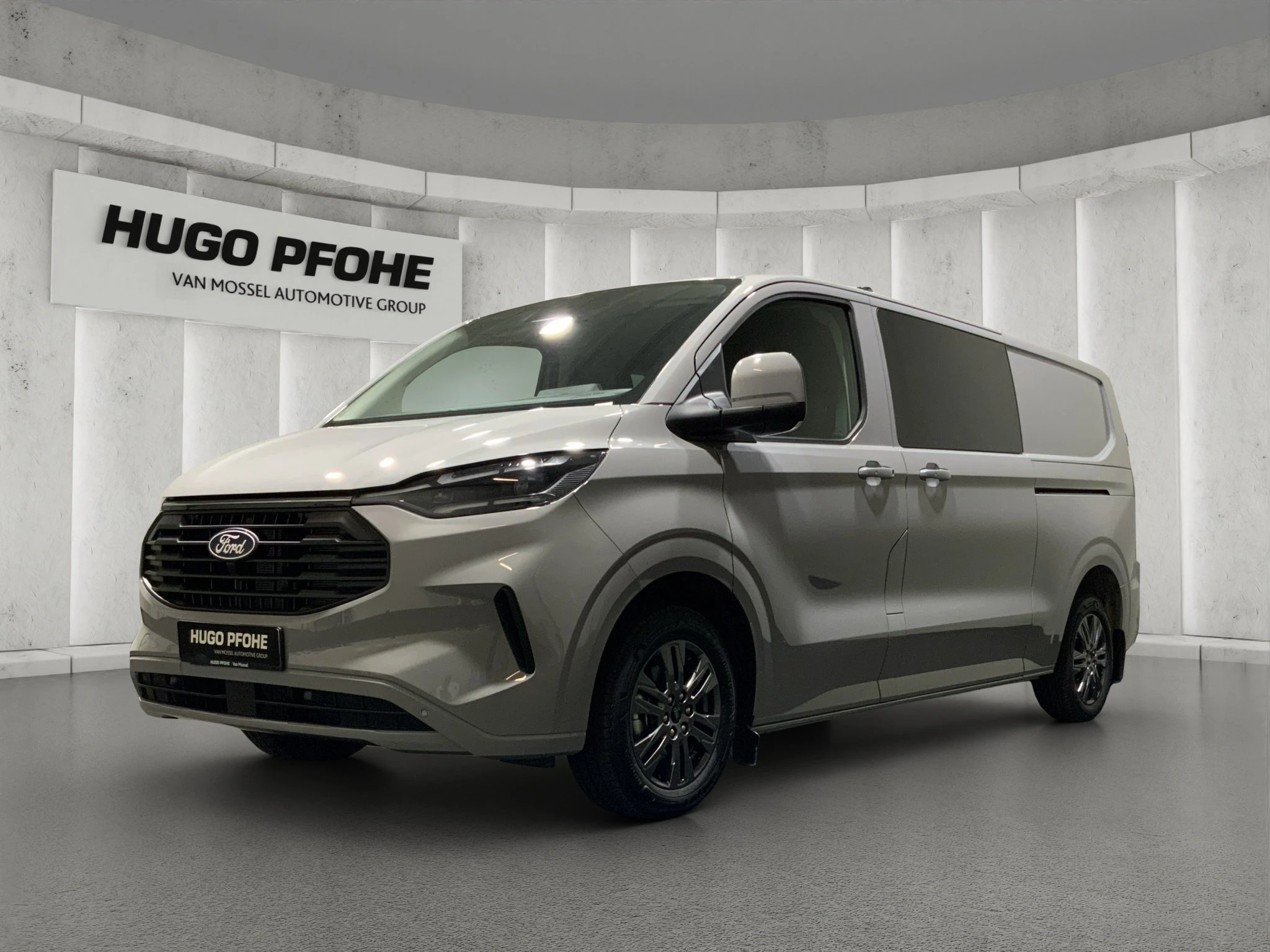 Ford-Transit Custom-image-0