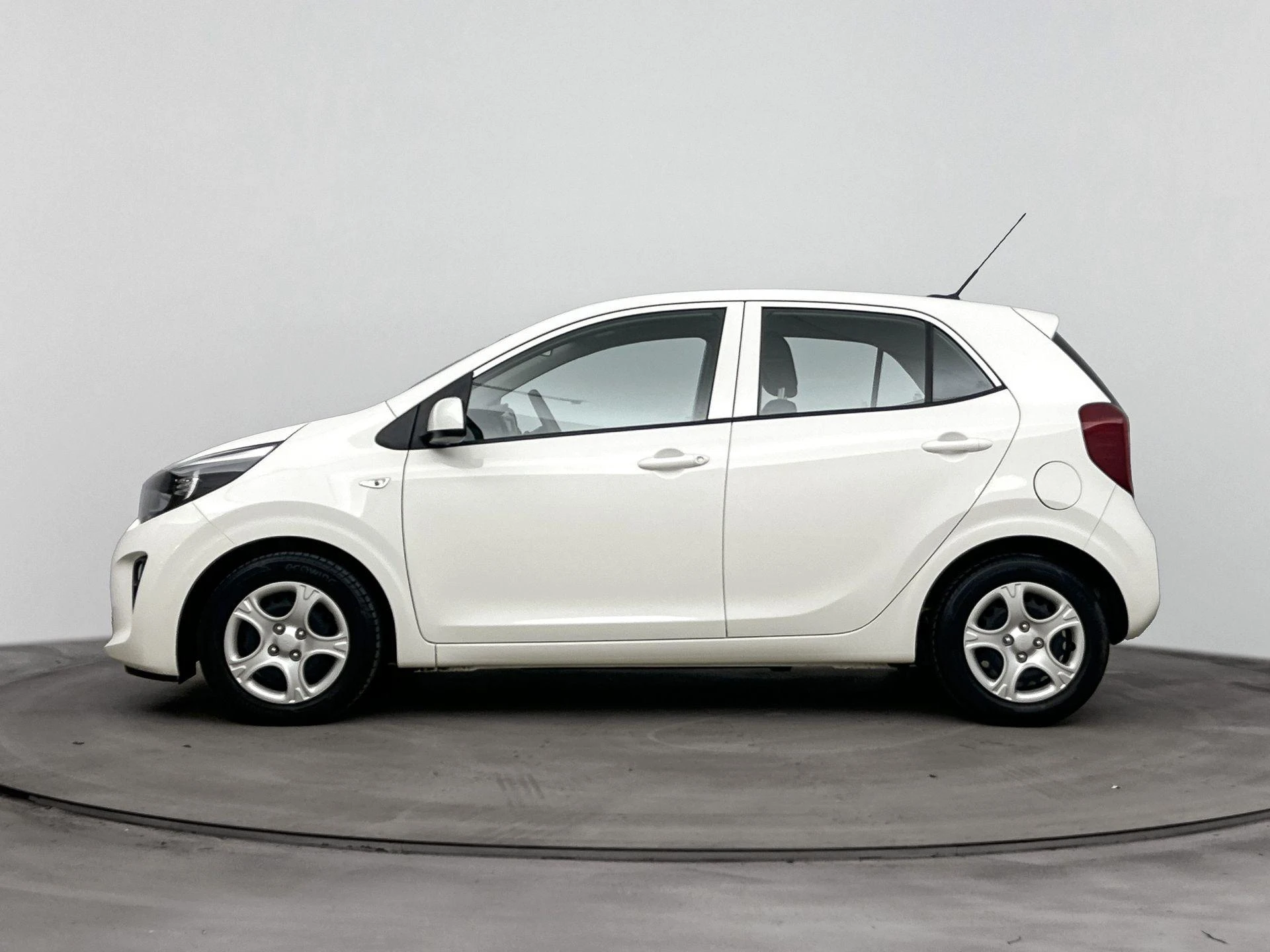 Kia-Picanto-image-1