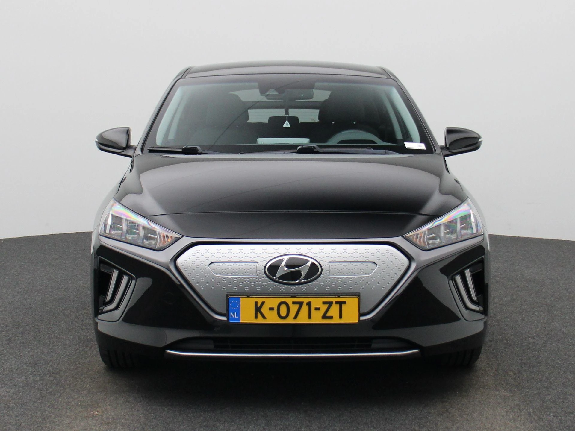 Hyundai-IONIQ-image-2