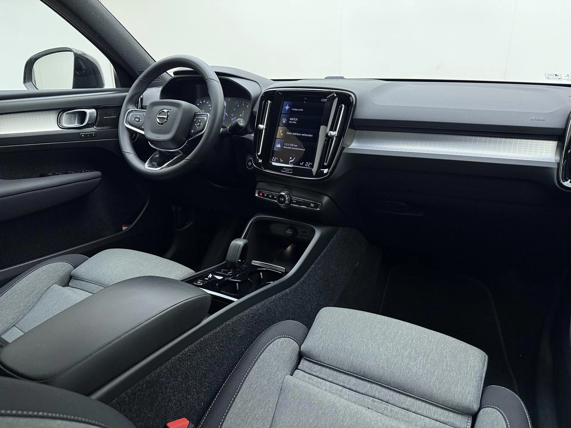 Volvo XC40 1.5 T4 Plug-in hybrid Plus Dark