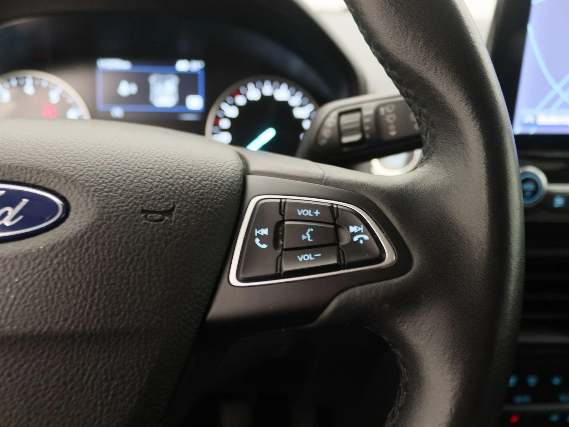 Ford-EcoSport-image-17