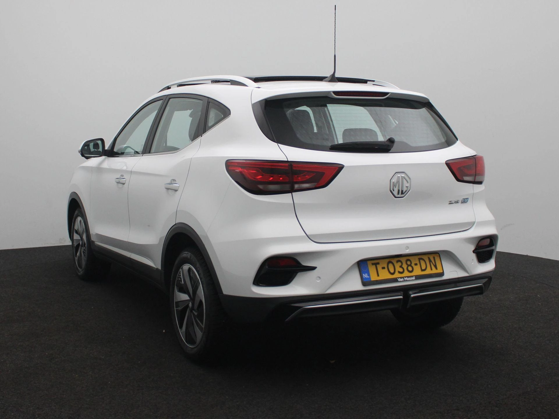 MG ZS EV