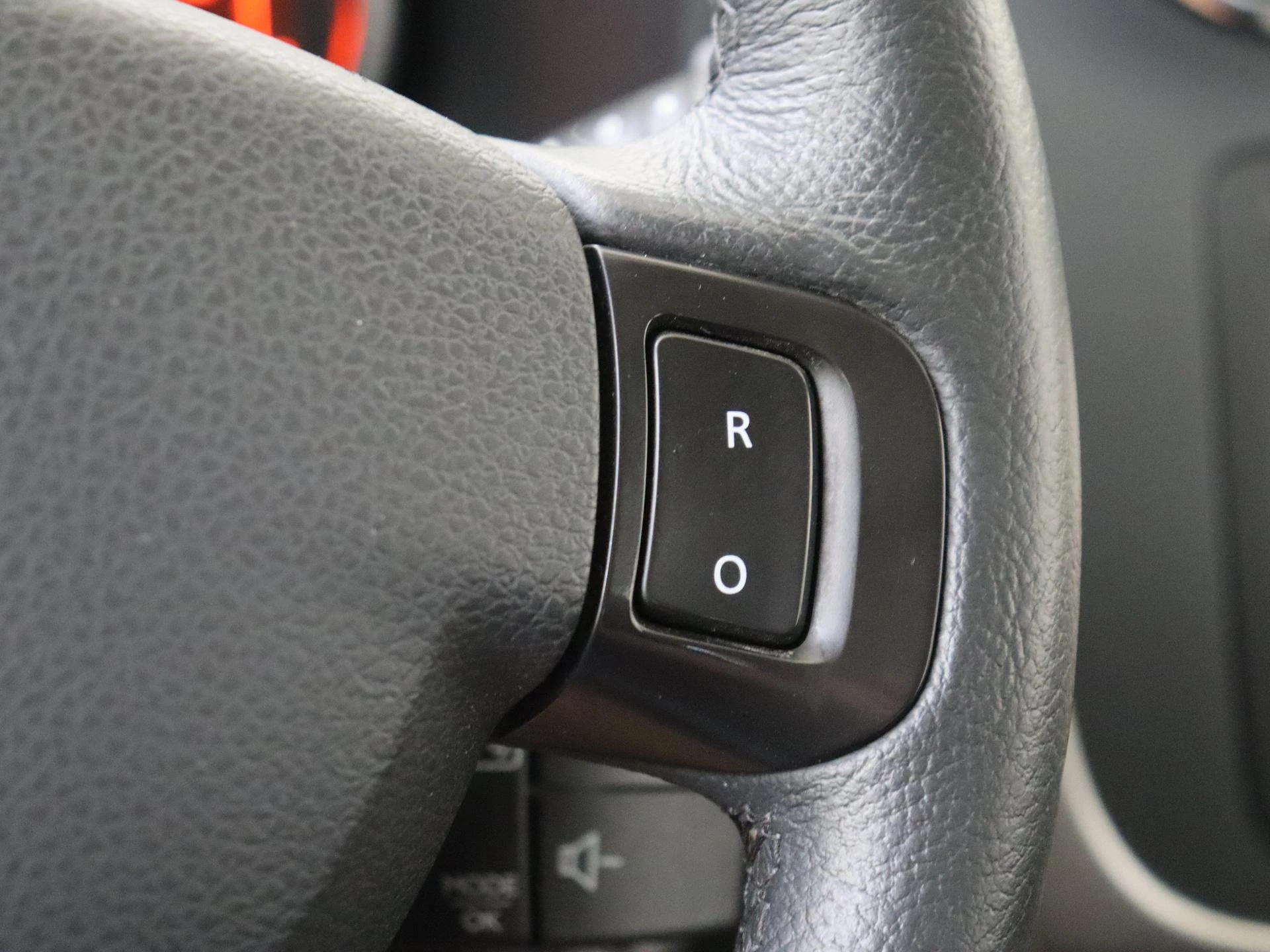 Dacia-Sandero Stepway-image-13