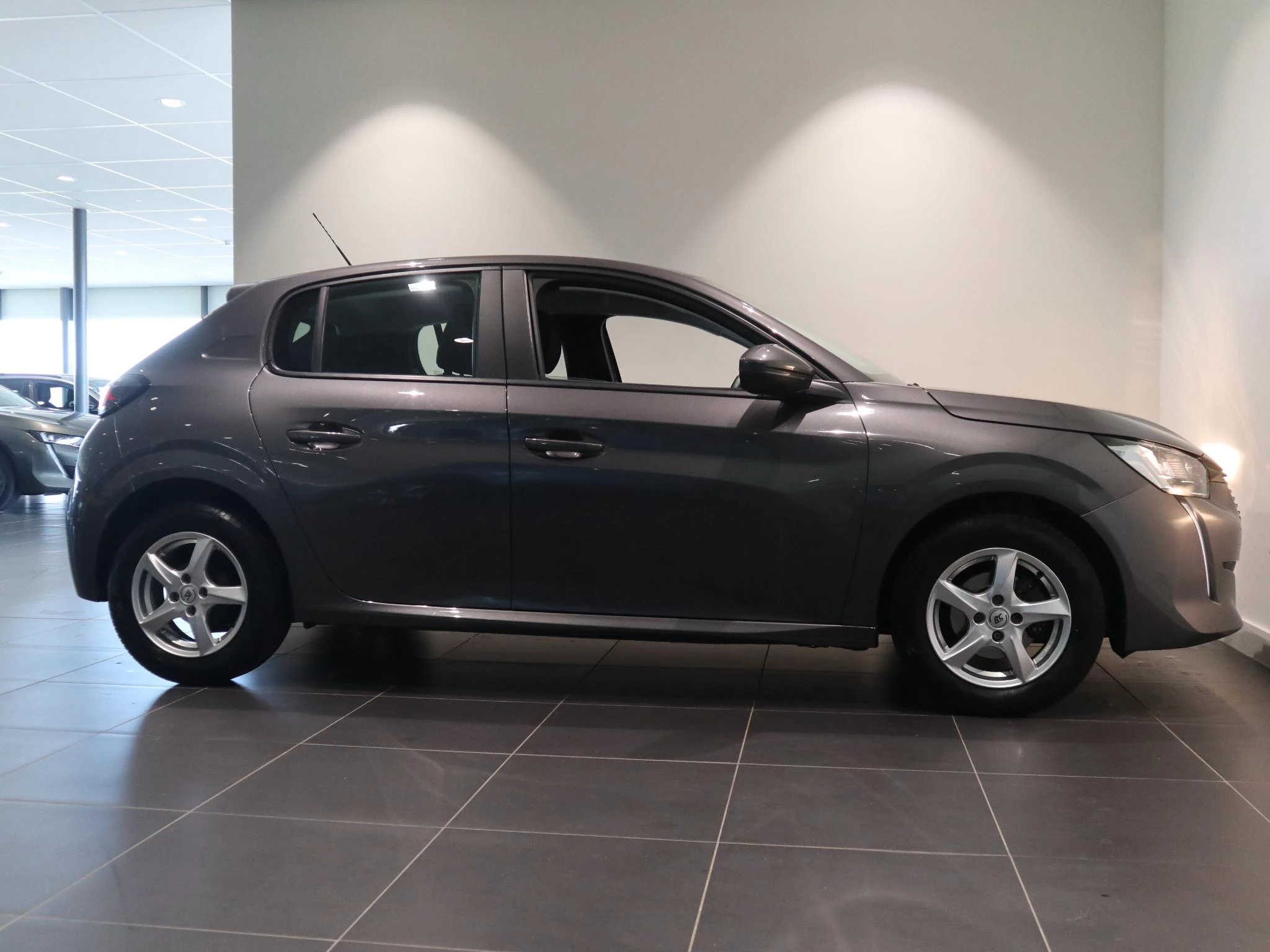 Peugeot-208-image-6