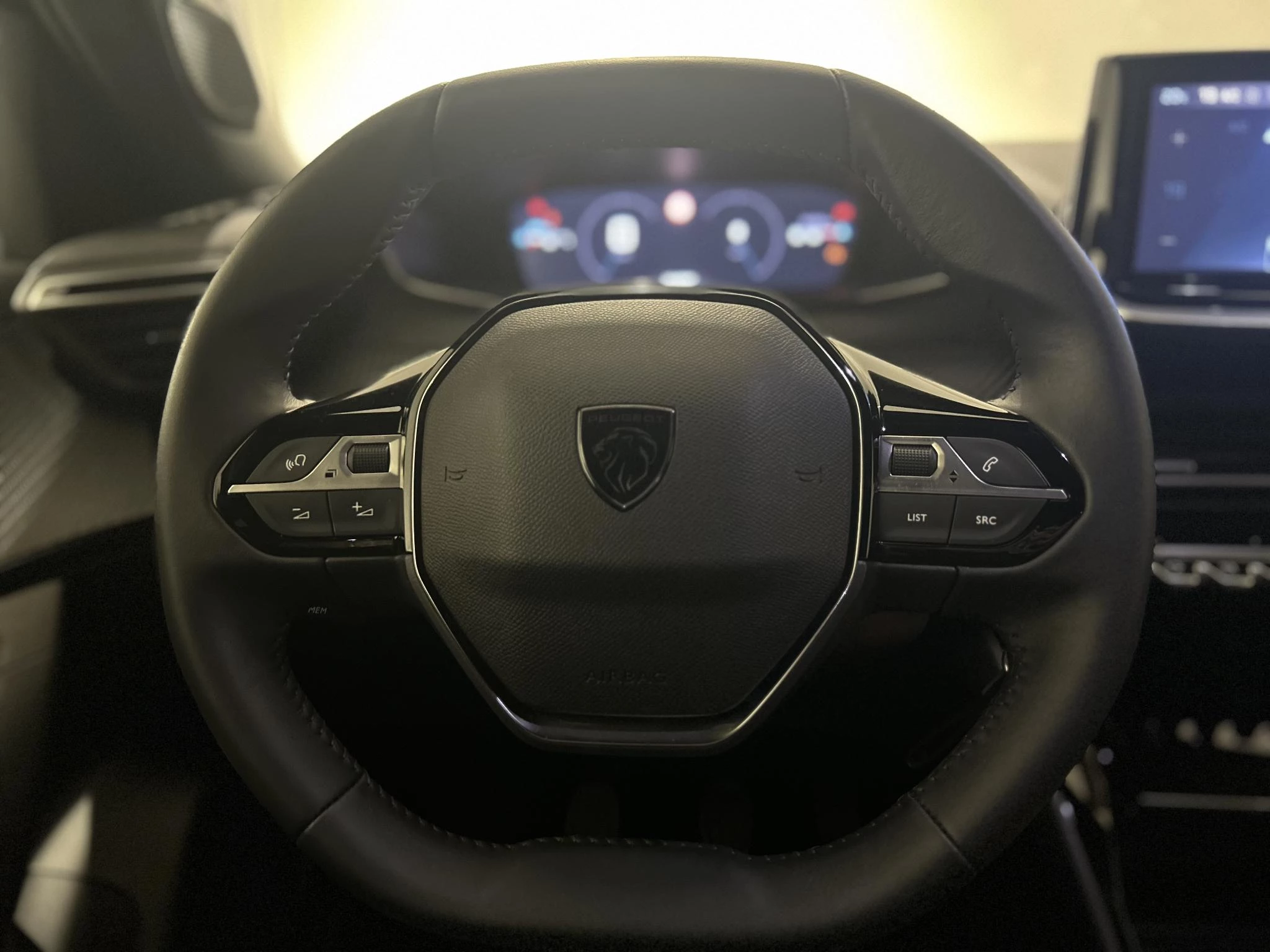 Peugeot-2008-image-6