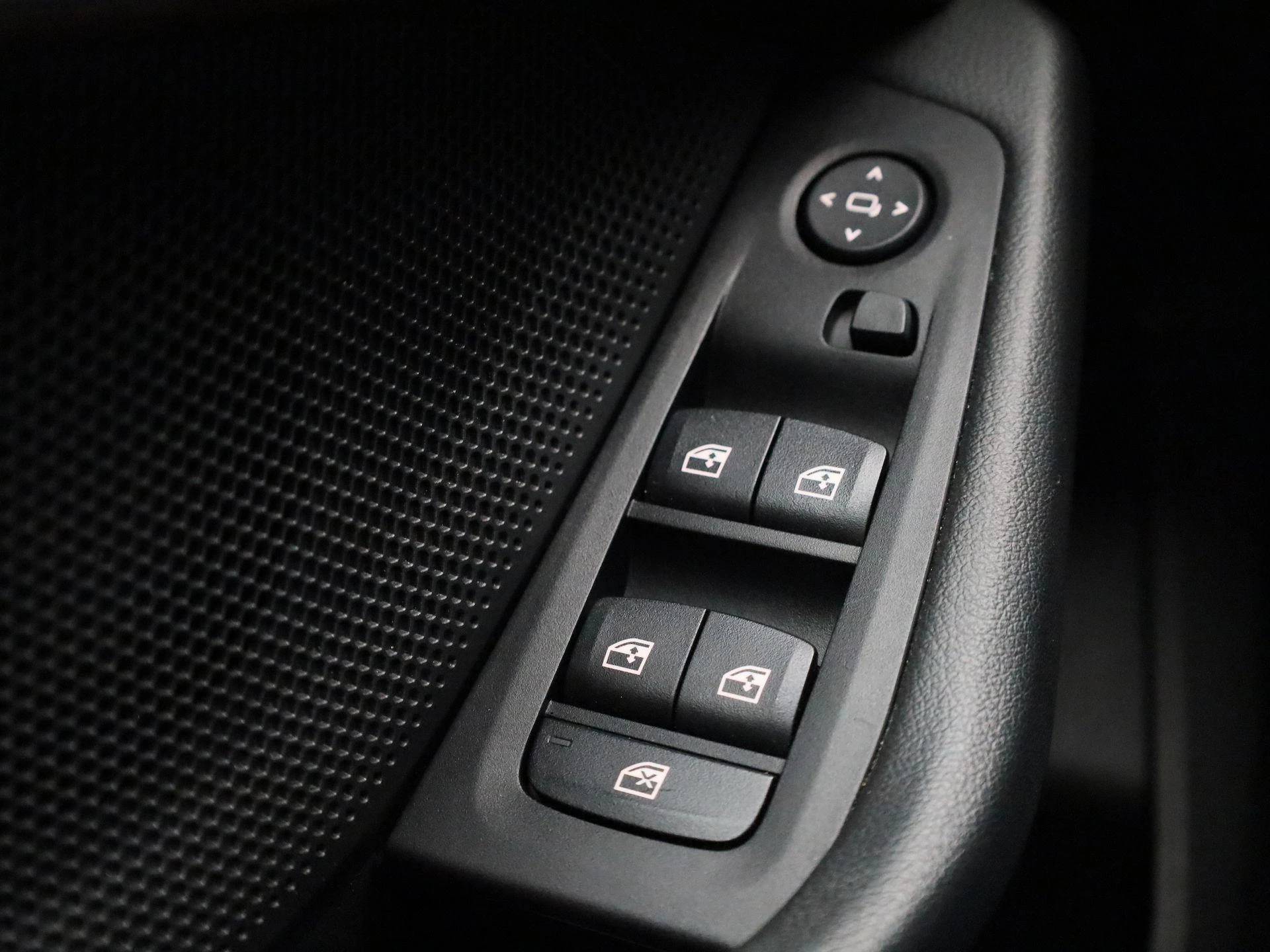 BMW-1 Serie-image-27