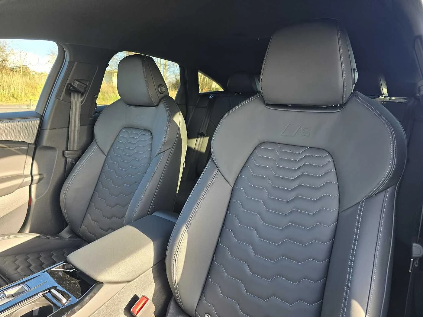 Audi-A6 Sportback e-tron-image-9