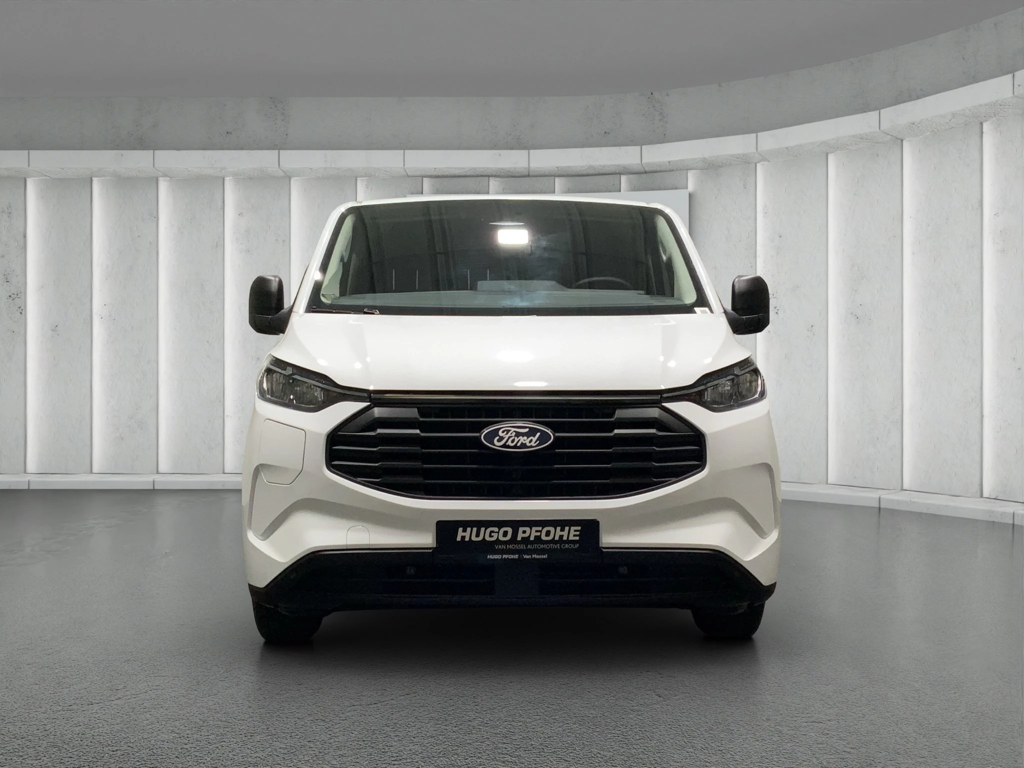 Ford Transit Custom Trend 2.5 Duratec PHEV 320 L1 CVT Kasten-LKW. 171 kW. 4-türig