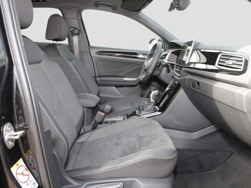 Volkswagen T-Roc 2.0 TDI DSG R-Line 19"ACC Pano Navi LED IQ