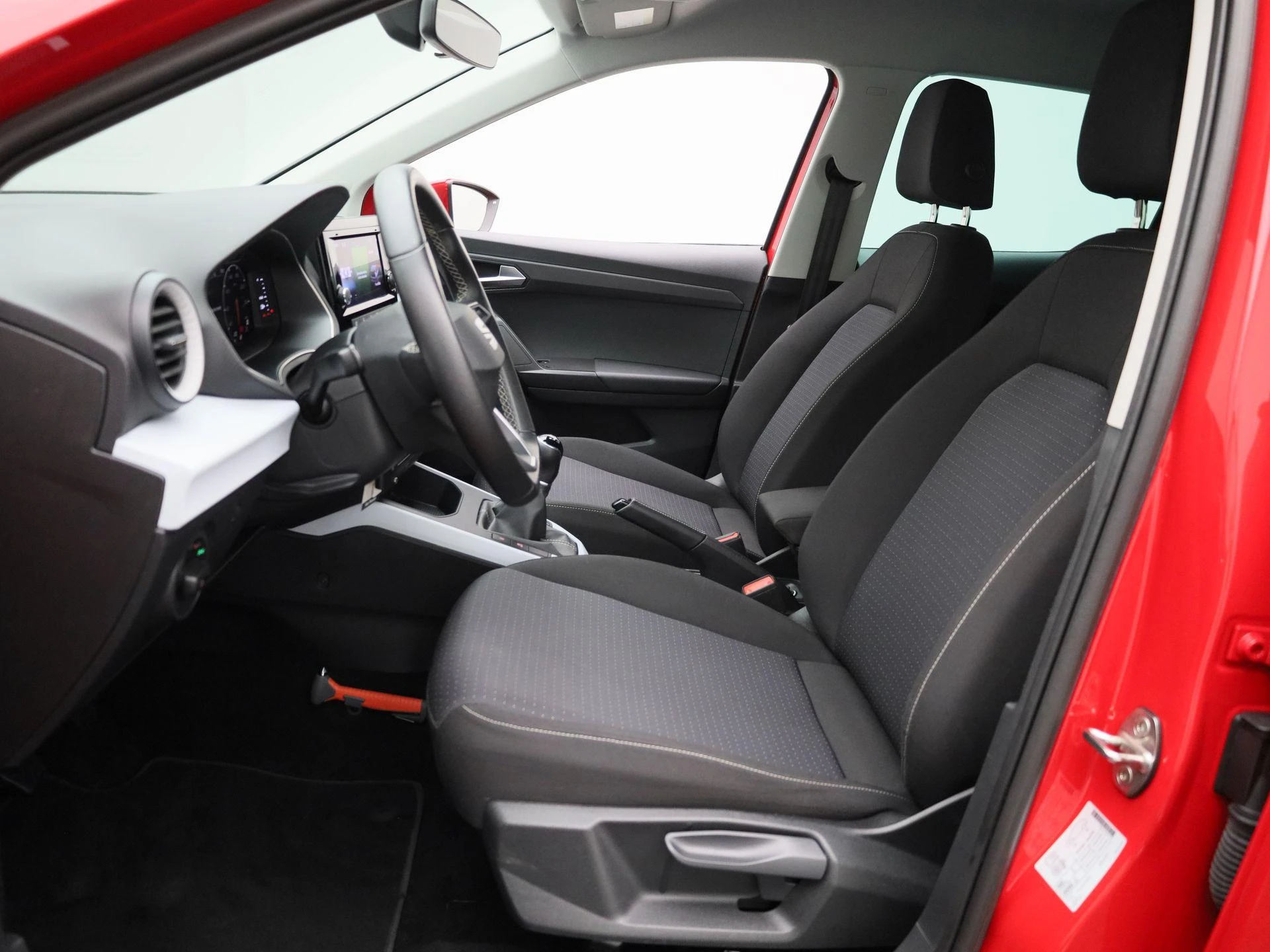SEAT-Arona-image-10