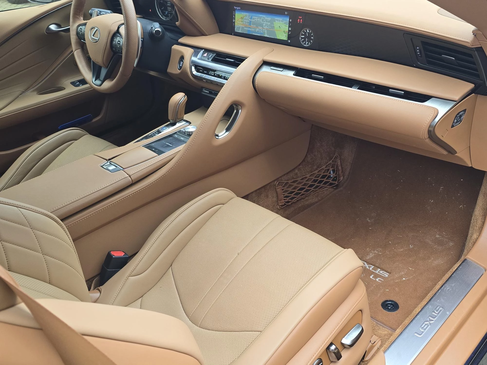 Lexus-LC-image-15