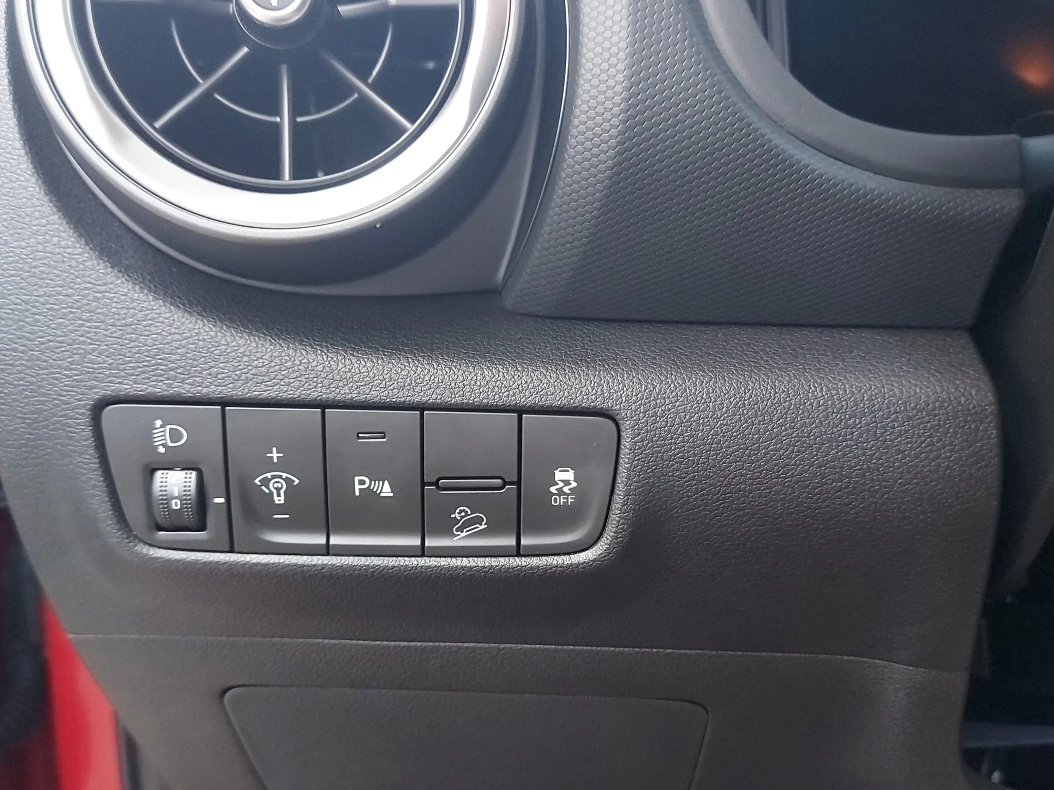 Hyundai-Kona-image-18