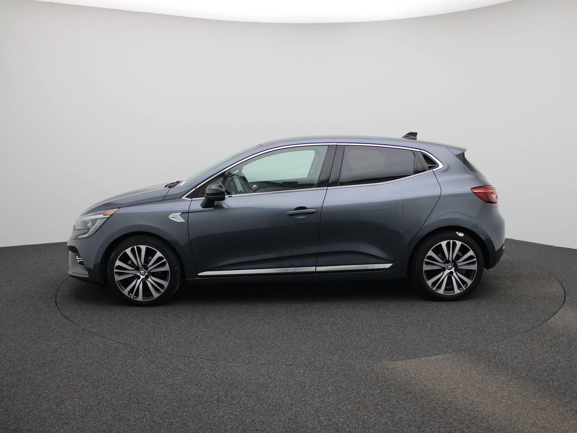 Renault-Clio-image-3