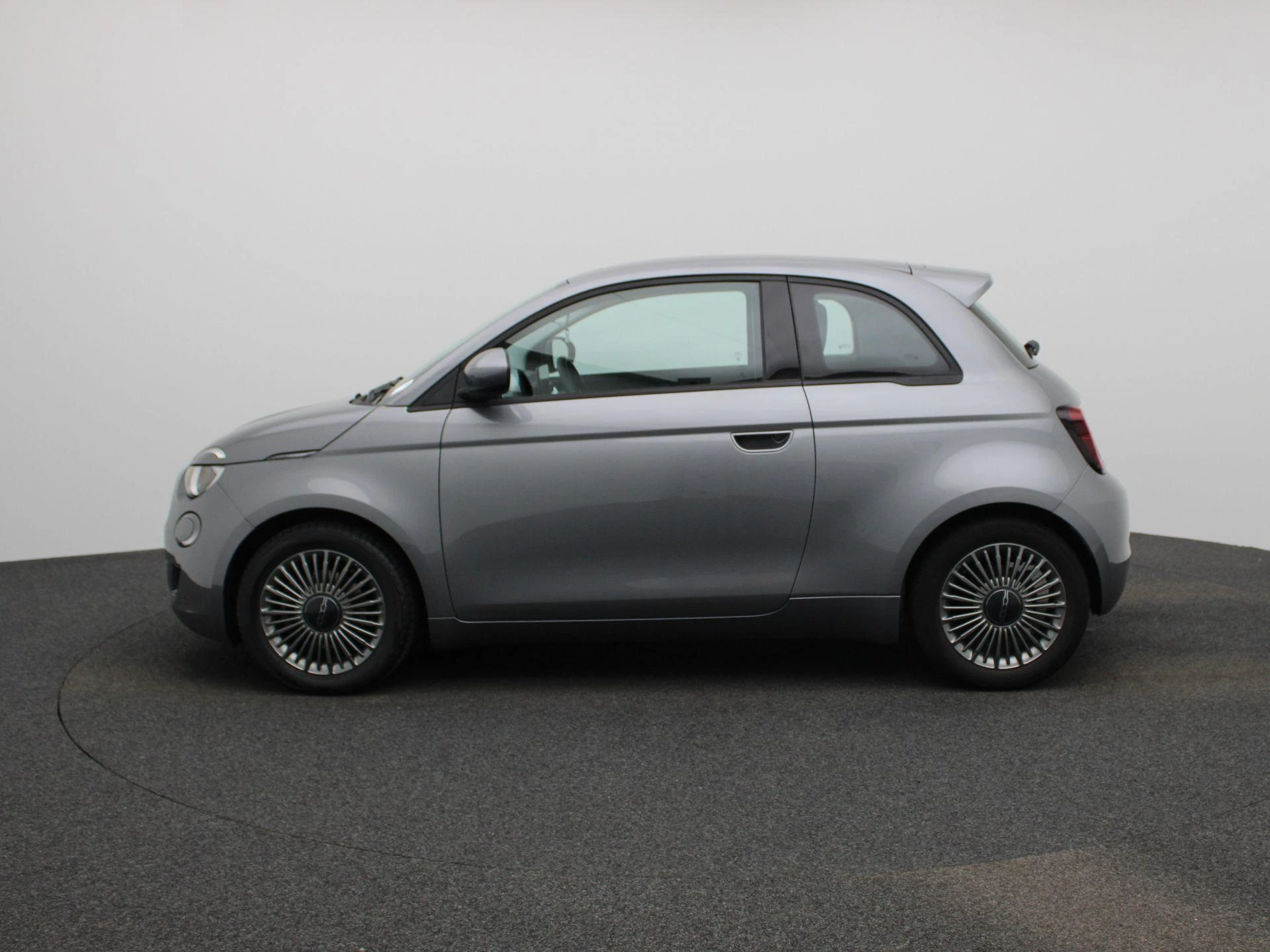 Fiat-500-image-3
