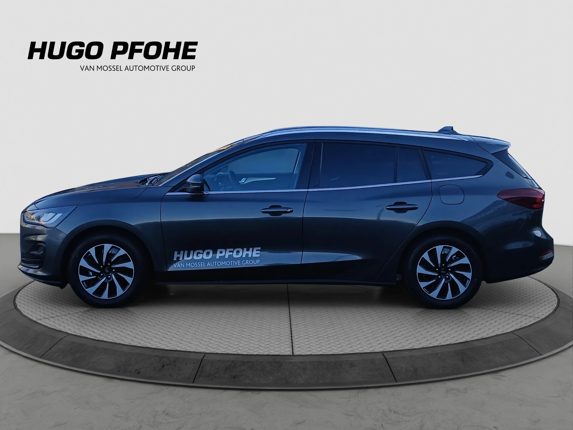 Ford Focus Titanium Edition Turnier AUT | LED | NAV | KAM | SHA | PDC | WI-PKT