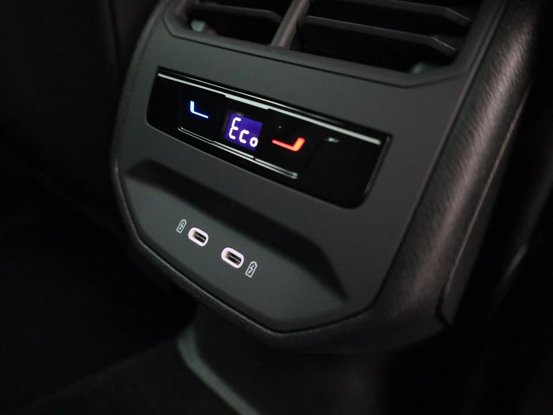 SEAT-Leon-image-42