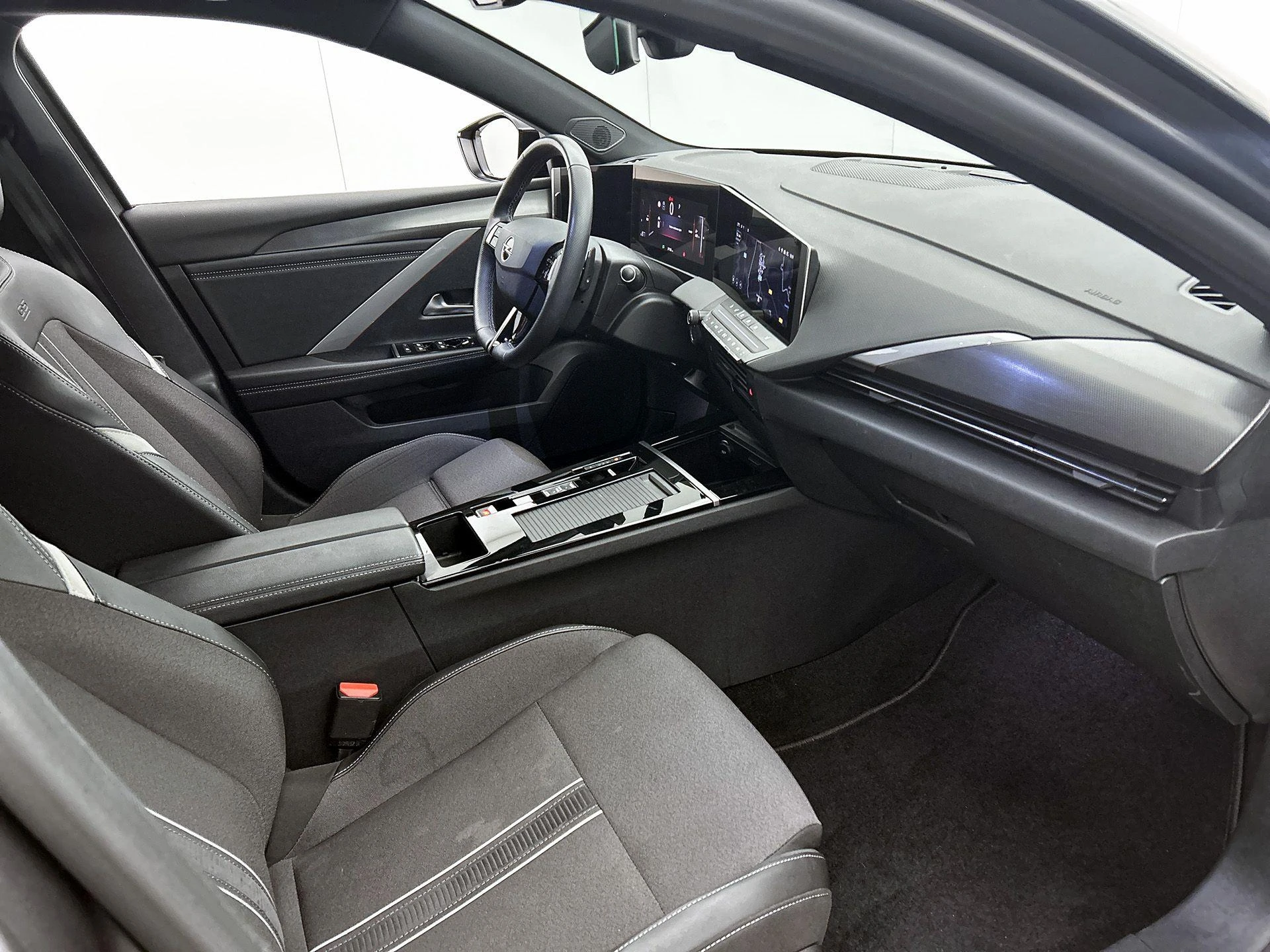 Opel-Astra-image-21