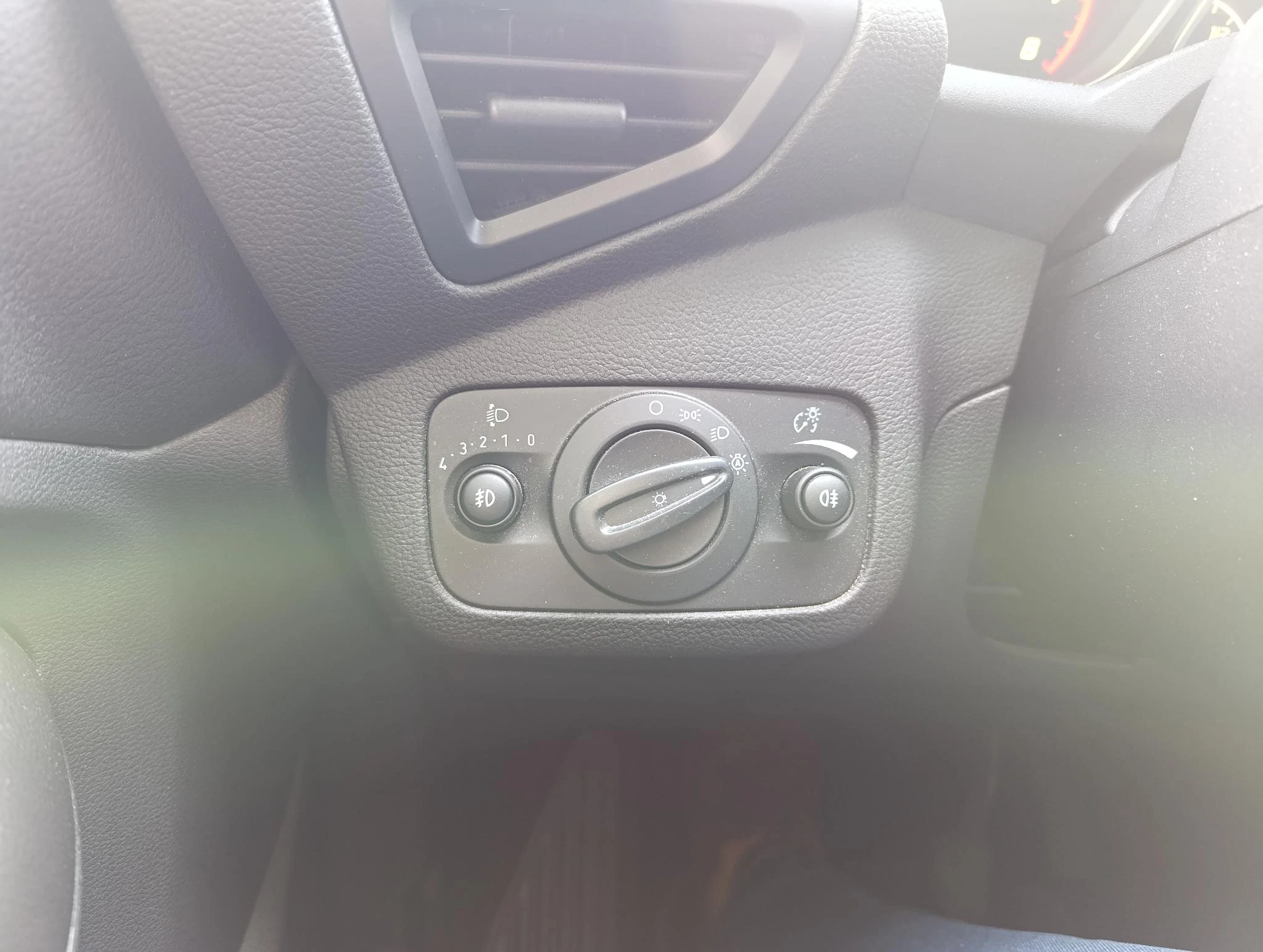 Ford-Kuga-image-17